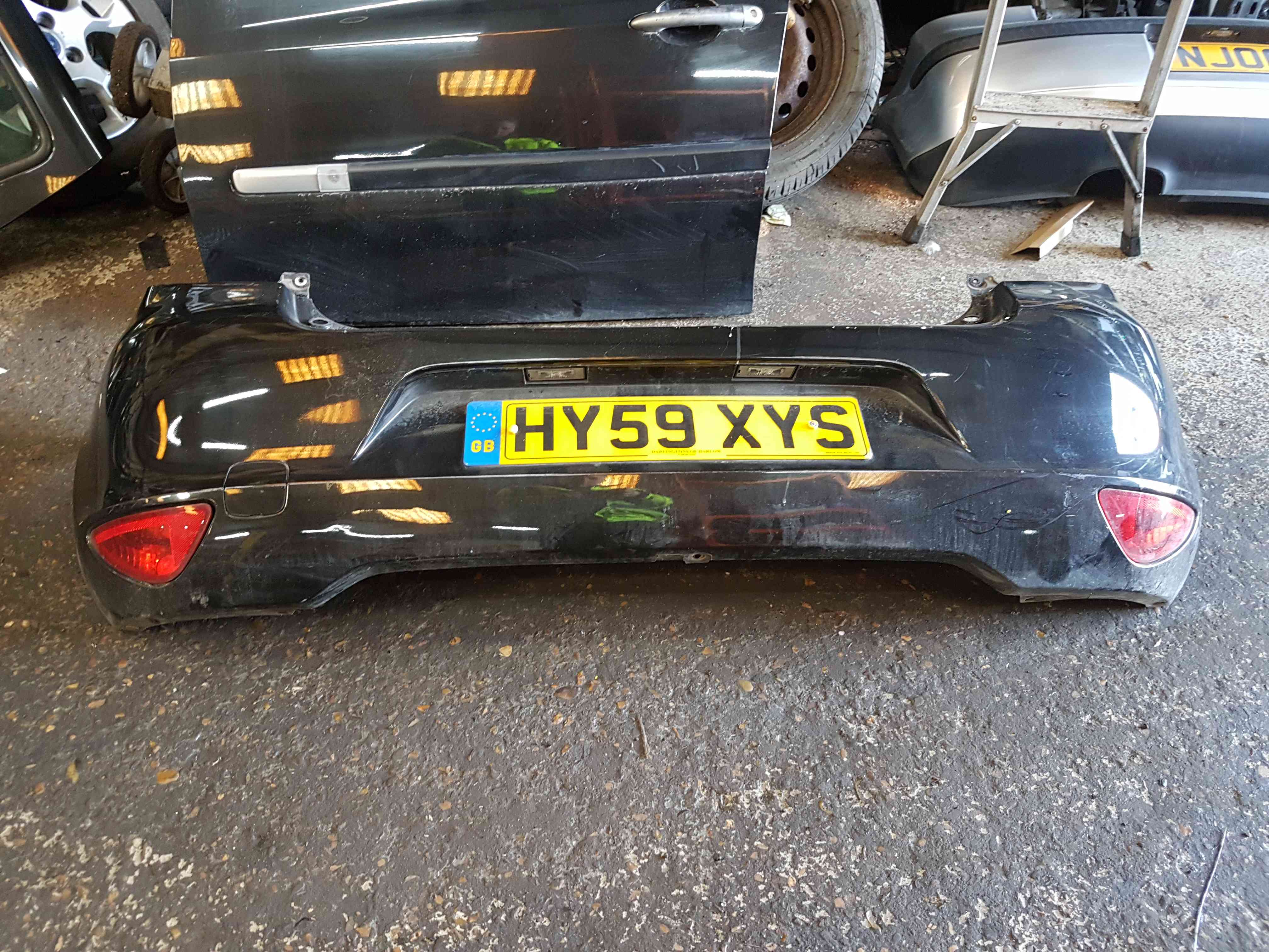 Thumb 10 Renault Clio MK3 2009-2012 Rear Bumper Black 676 Facelift