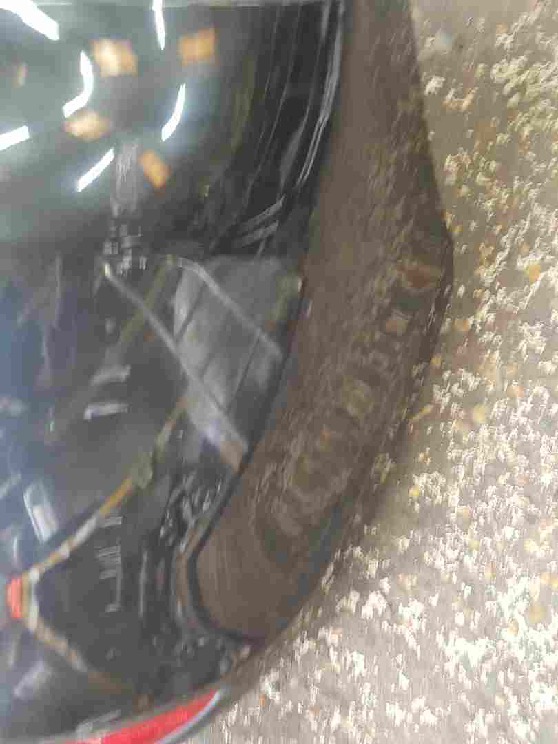 Thumb 3 Renault Clio MK3 2009-2012 Rear Bumper Black 676 Facelift Scuffed