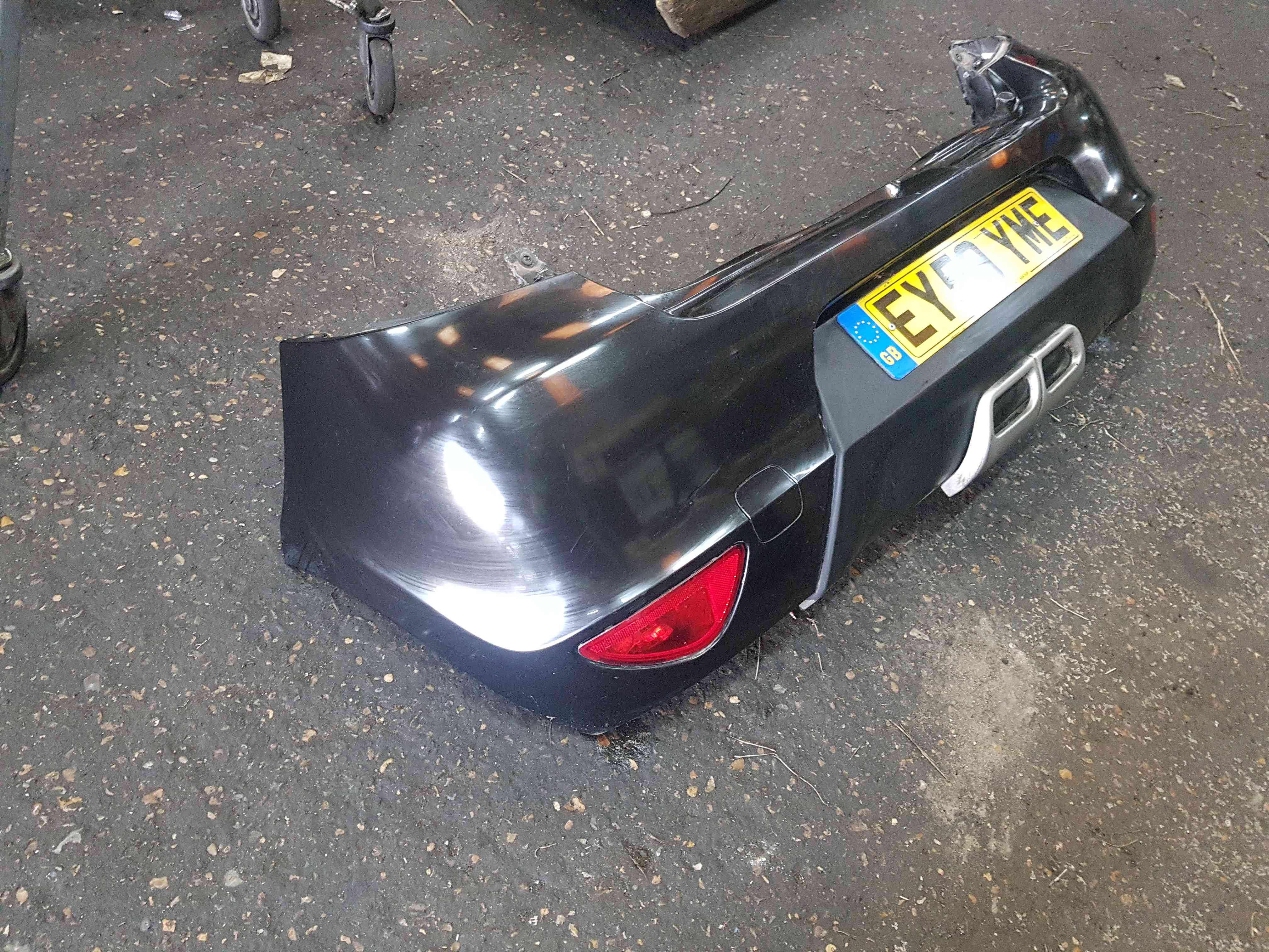 Thumb 6 Renault Clio MK3 2009-2012 Rear Bumper Black 676 World Series