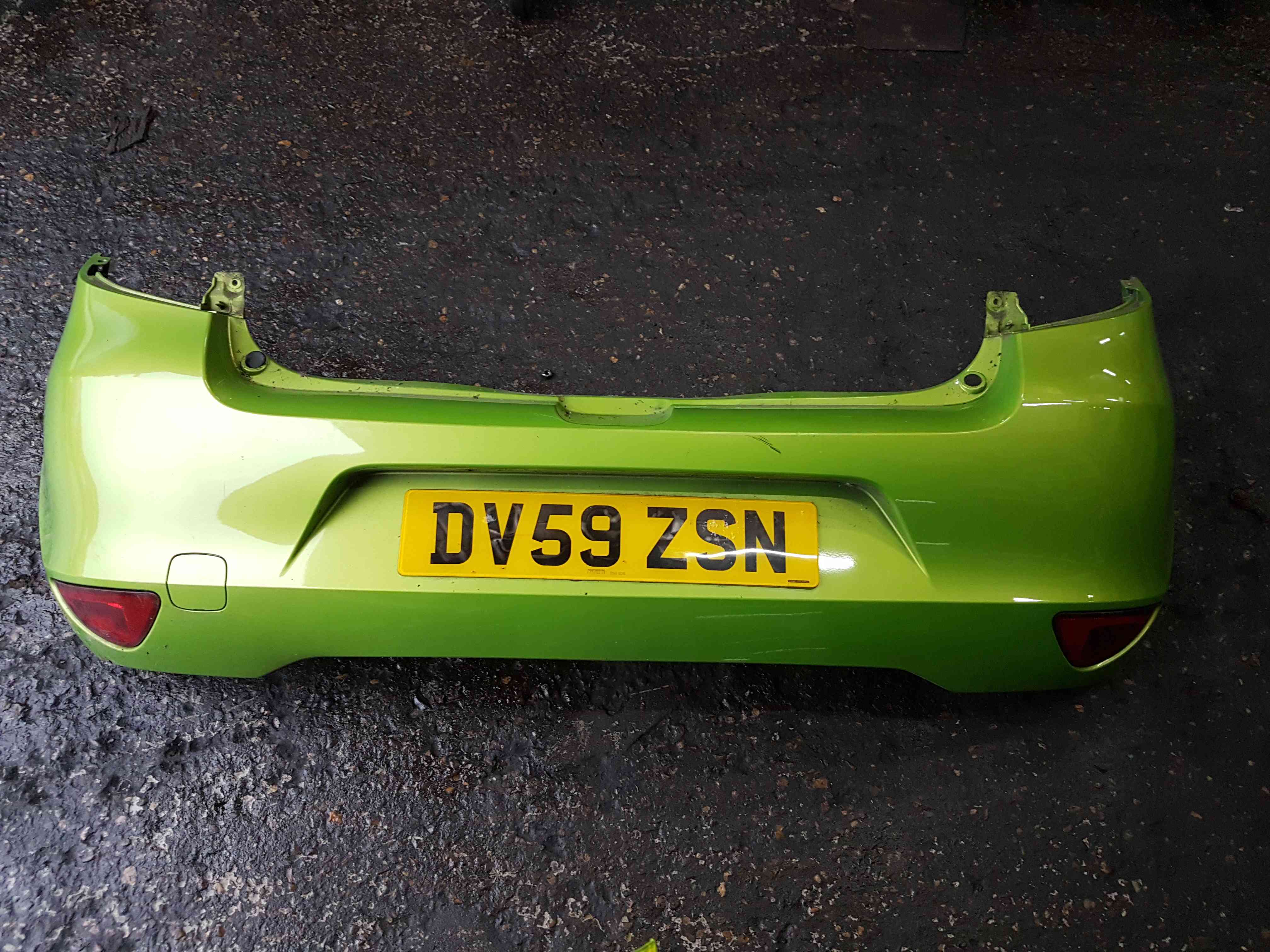 Renault Clio MK3 2009-2012 Rear Bumper Green Tednq