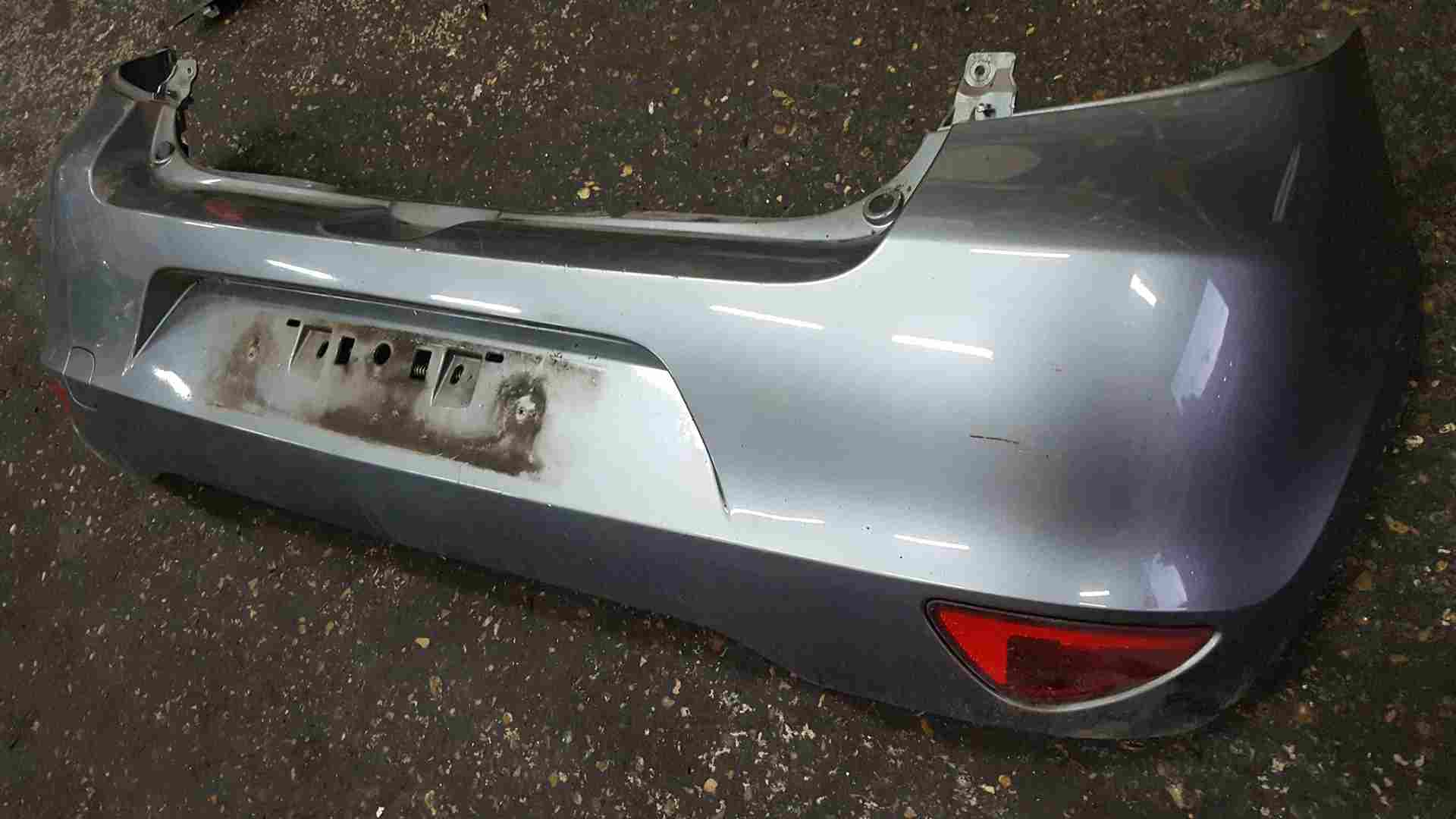 Thumb 5 Renault Clio MK3 2009-2012 Rear Bumper Grey Tekng Facelift light damage