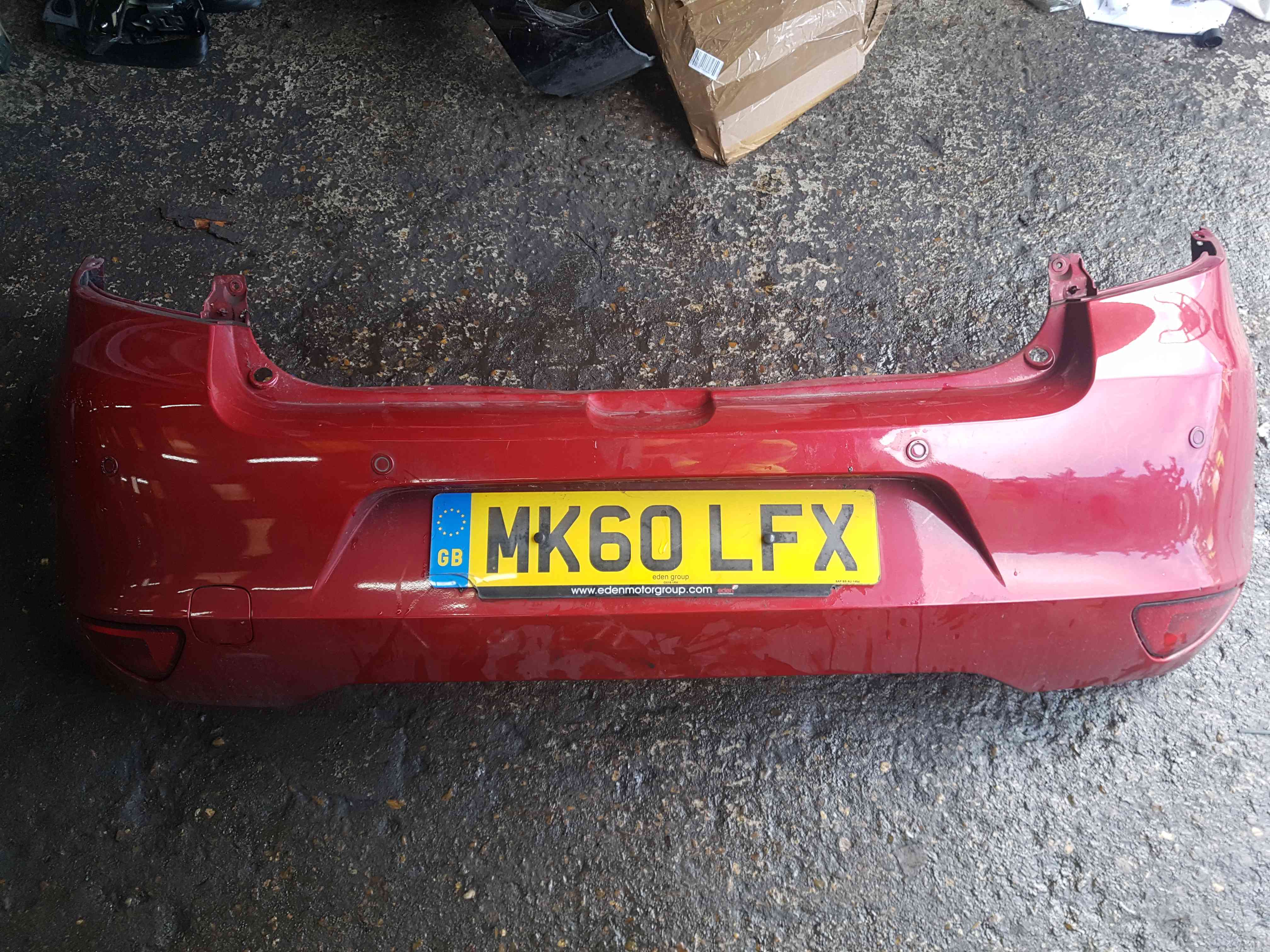 Thumb 8 Renault Clio MK3 2009-2012 Rear Bumper RED Tennj Facelift + Reversing Sensors