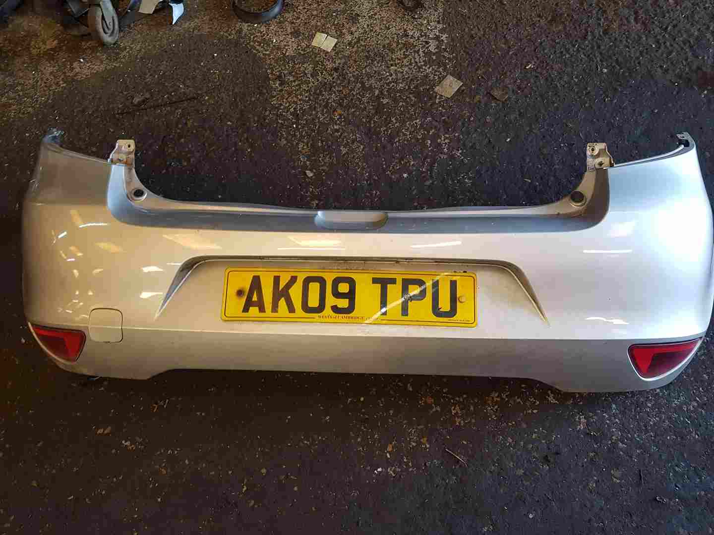 Thumb 7 Renault Clio MK3 2009-2012 Rear Bumper Silver Ted69 