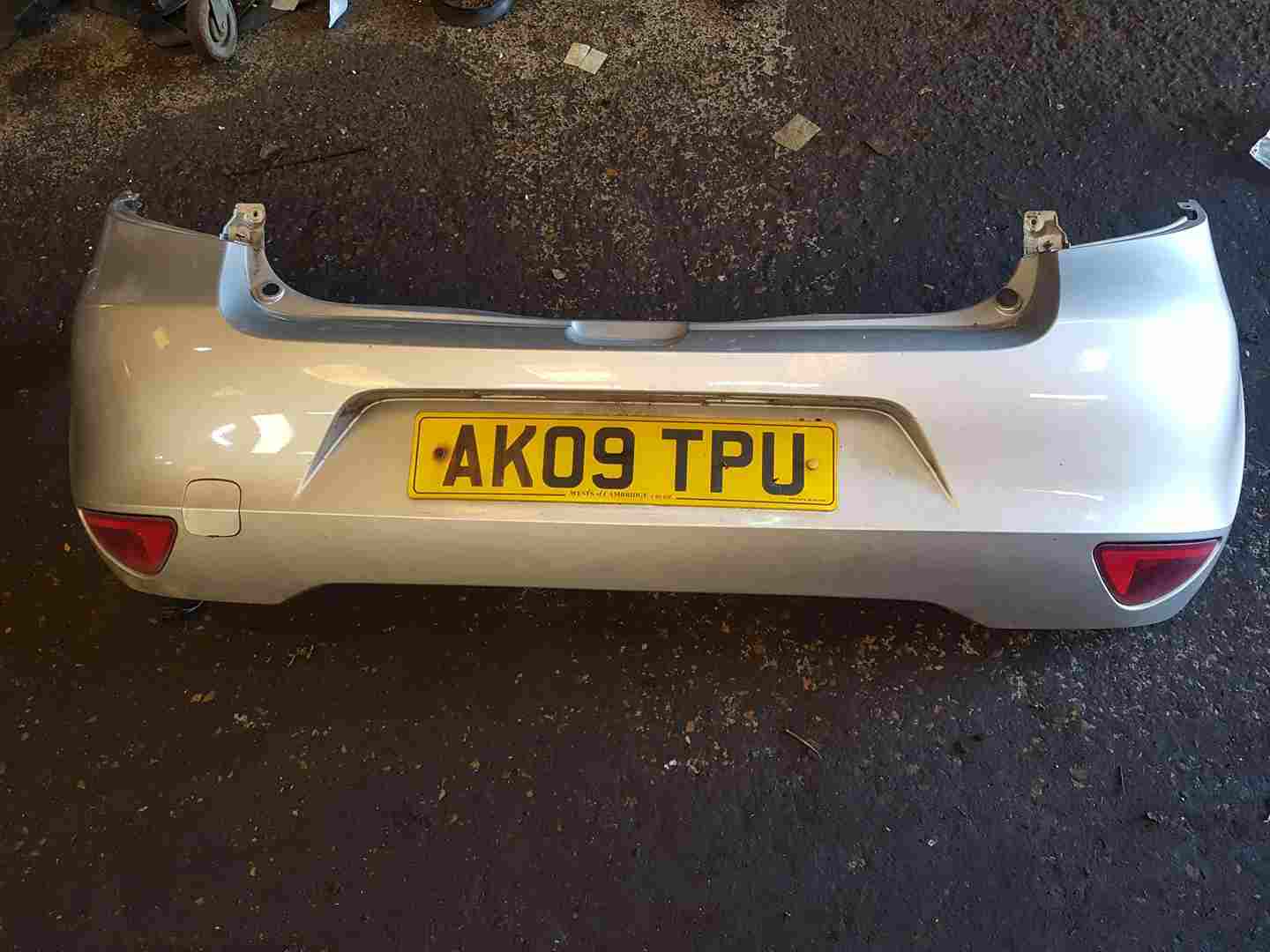 Renault Clio MK3 2009-2012 Rear Bumper Silver Ted69 