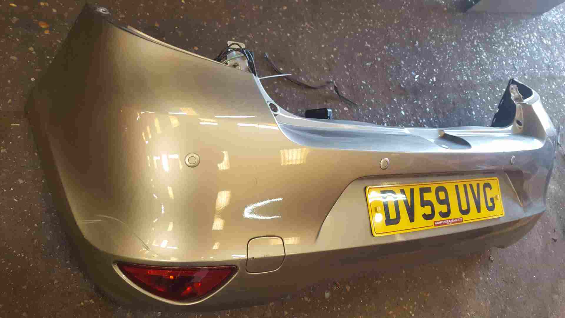 Thumb 2 Renault Clio MK3 2009-2012 Rear Bumper Silver Tehnk Beige Cender Reverse Sensors