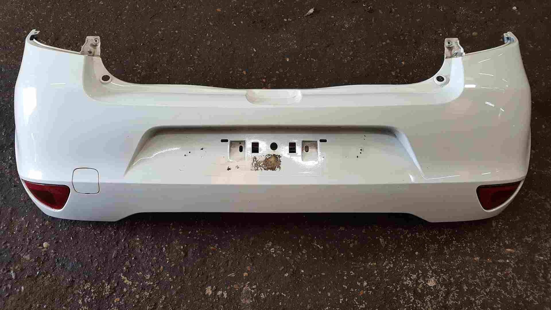 Thumb 2 Renault Clio MK3 2009-2012 Rear Bumper White Ov369