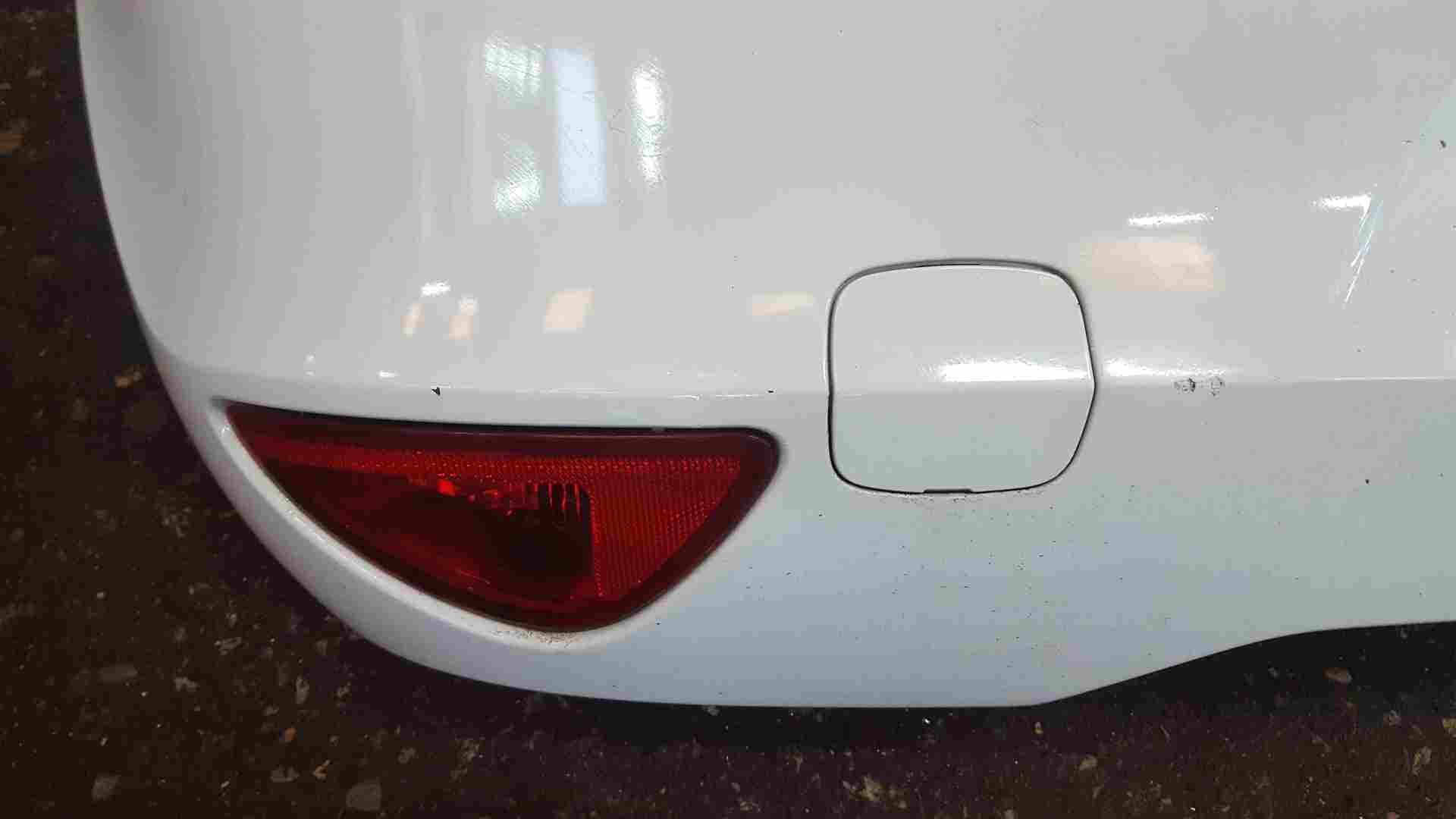Thumb 2 Renault Clio MK3 2009-2012 Rear Bumper White Ov369 Facelift Ov369 PH2 PHASE 2