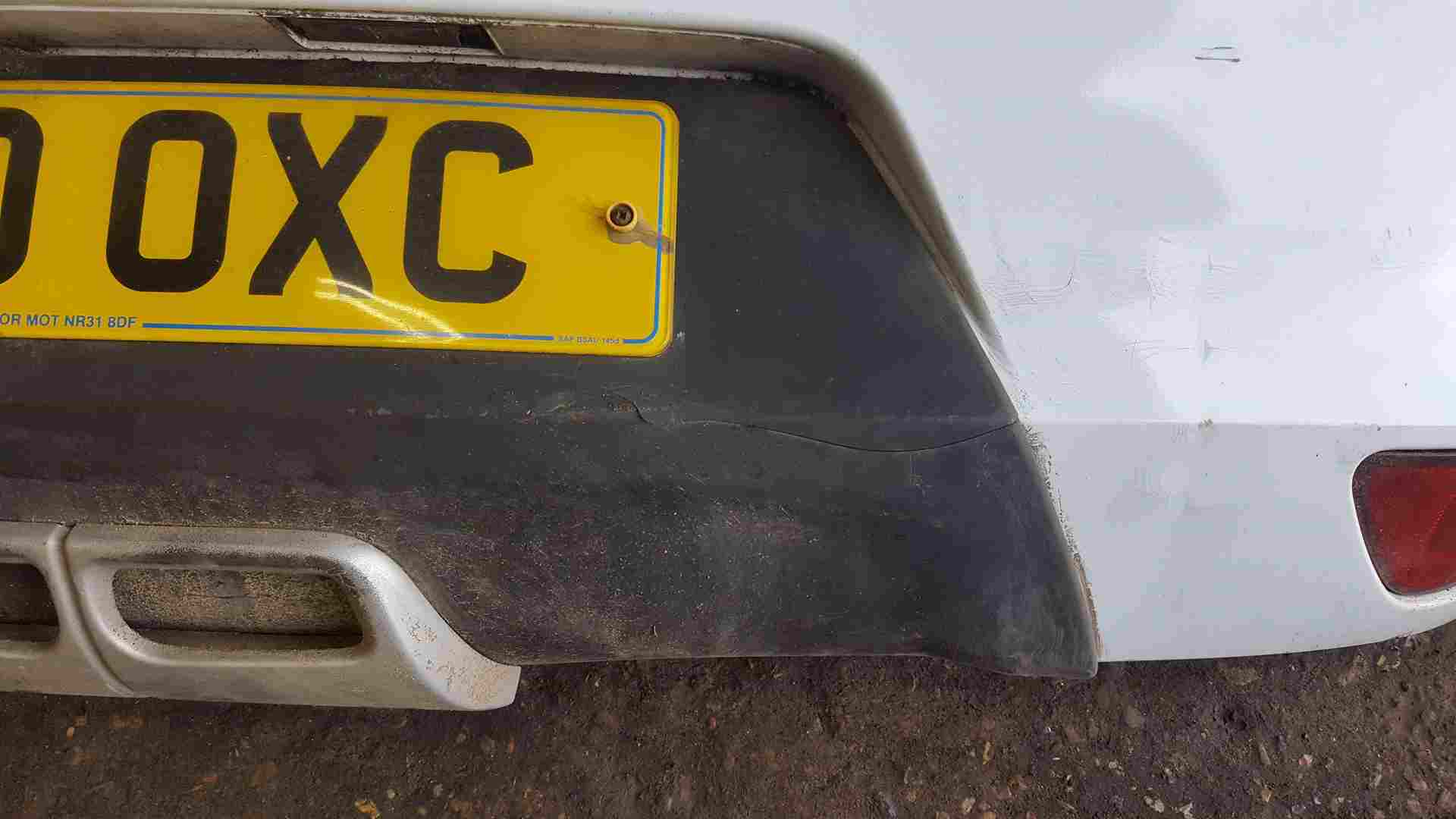 Thumb 6 Renault Clio MK3 2009-2012 Rear Bumper White Ov369 Facelift PH2 World Series