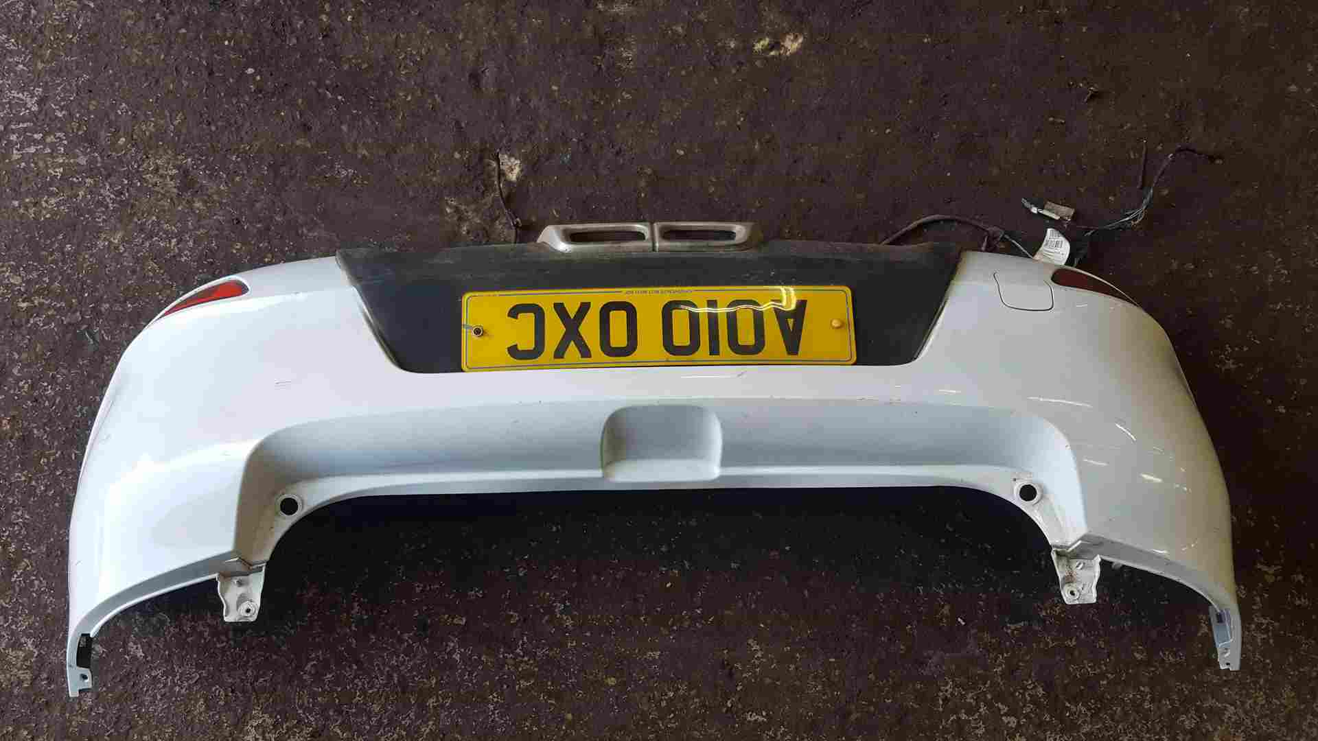Thumb 9 Renault Clio MK3 2009-2012 Rear Bumper White Ov369 Facelift PH2 World Series