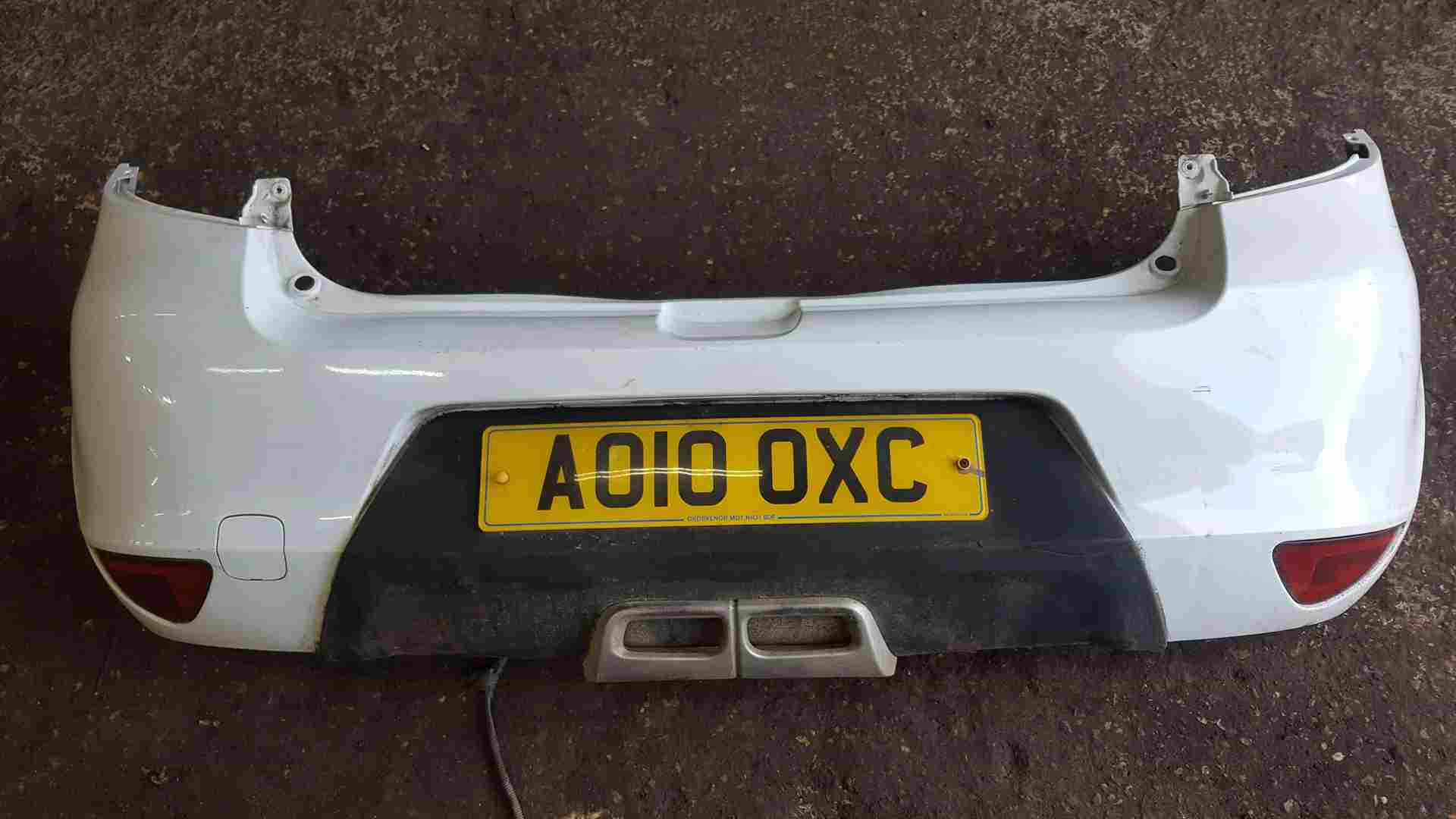Renault Clio MK3 2009-2012 Rear Bumper White Ov369 Facelift PH2 World Series