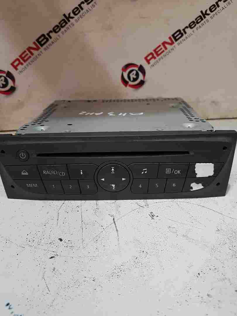 Thumb 4 Renault Clio MK3 2009-2012 SAT Nav Radio Stereo Cd Player + Code 281150038R