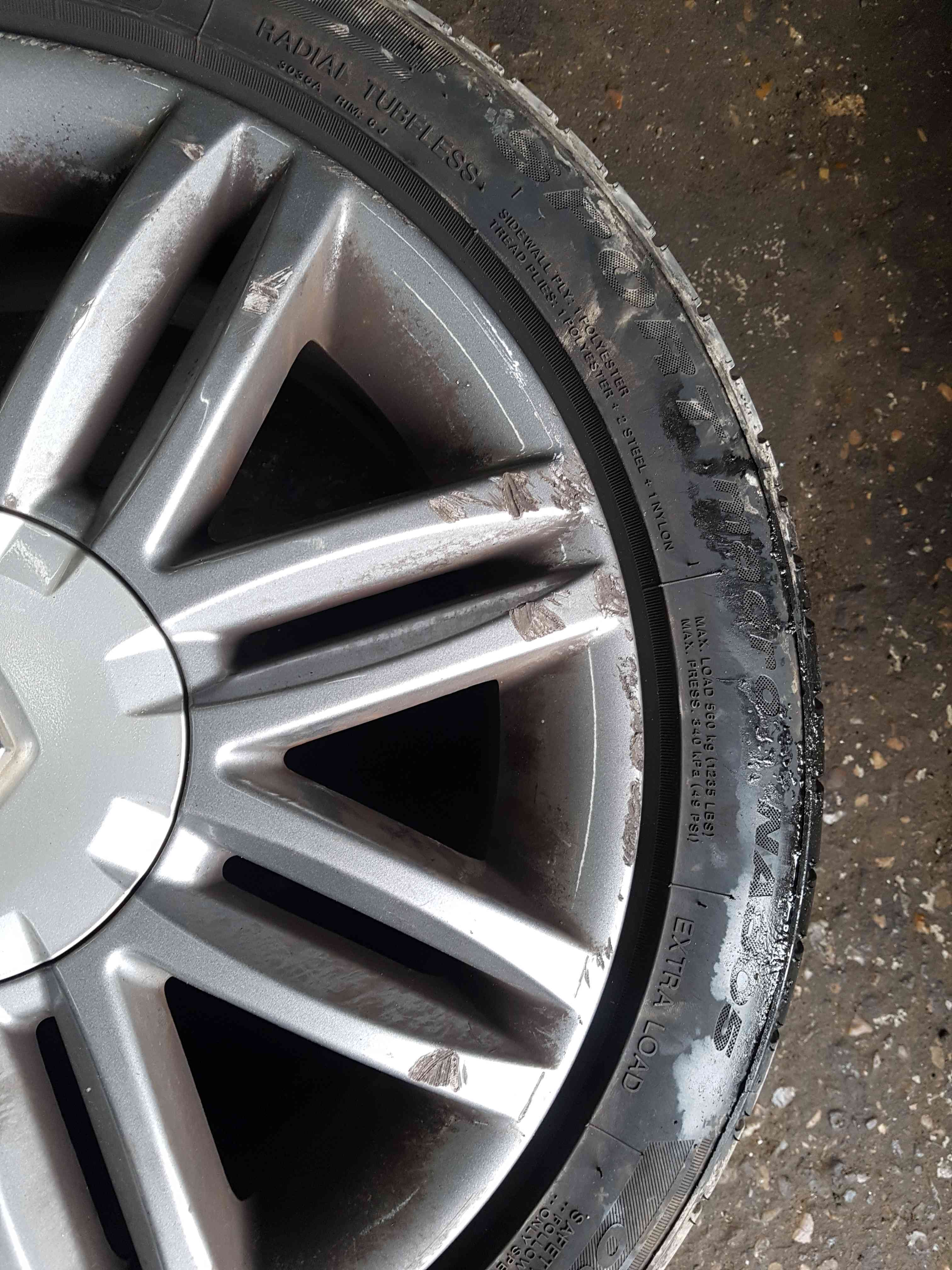 Thumb 4 Renault Clio MK3 2009-2012 Solonia Alloy Wheel + Tyre 195 50 16 6Mm Tread 3/5