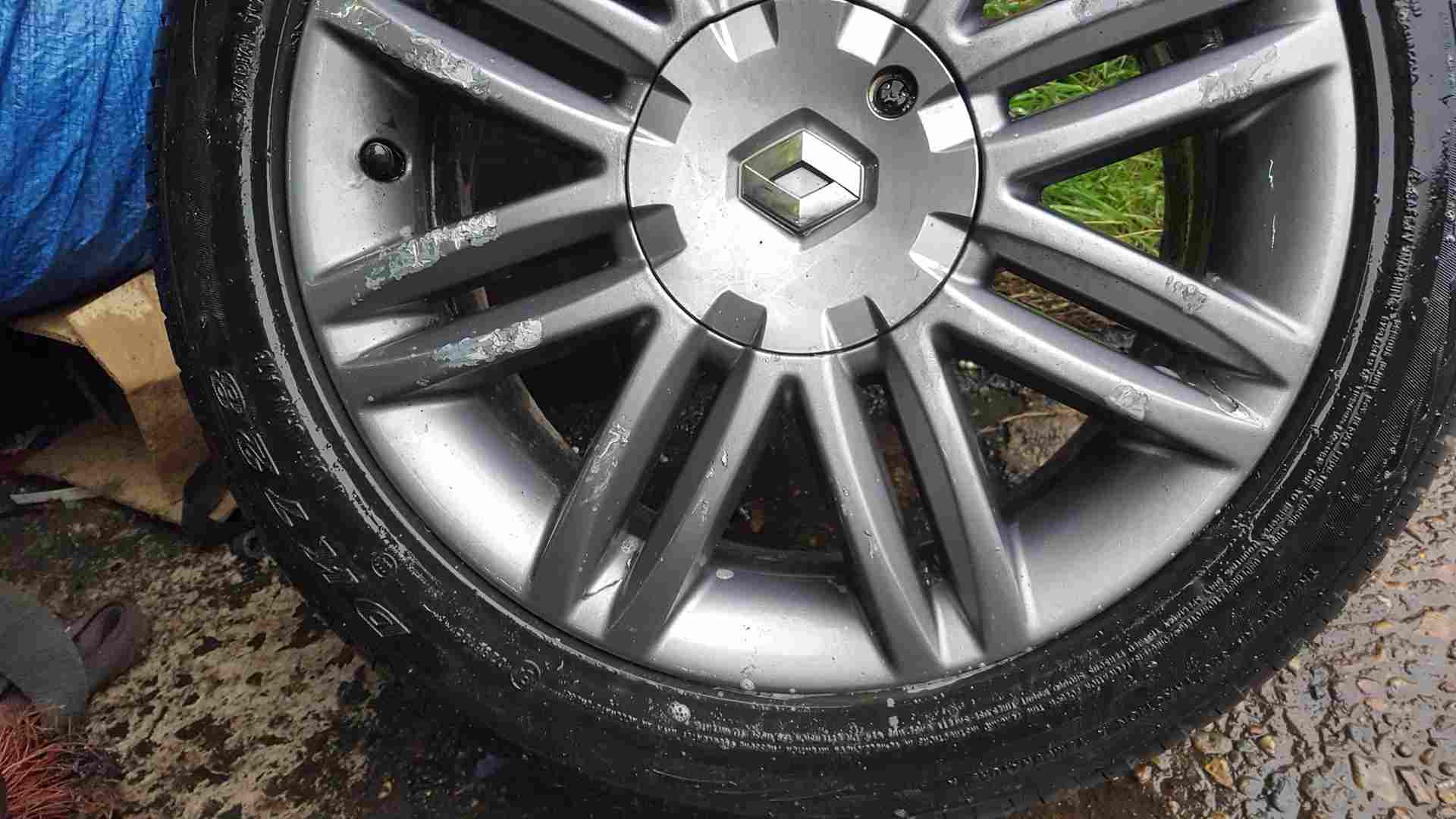 Thumb 2 Renault Clio MK3 2009-2012 Solonia Alloy Wheel + Tyre 195 50 16 6Mm Tread 3/5