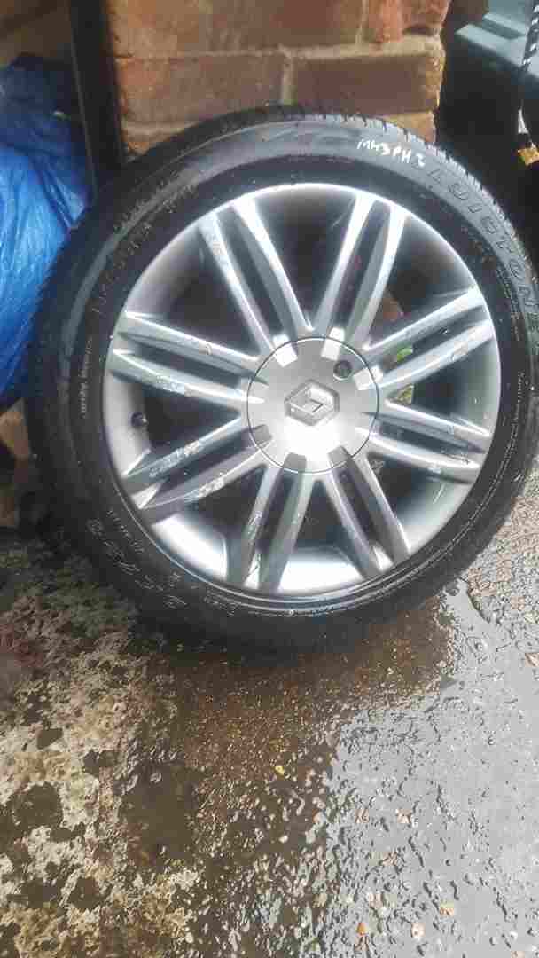 Thumb 5 Renault Clio MK3 2009-2012 Solonia Alloy Wheel + Tyre 195 50 16 6Mm Tread 3/5