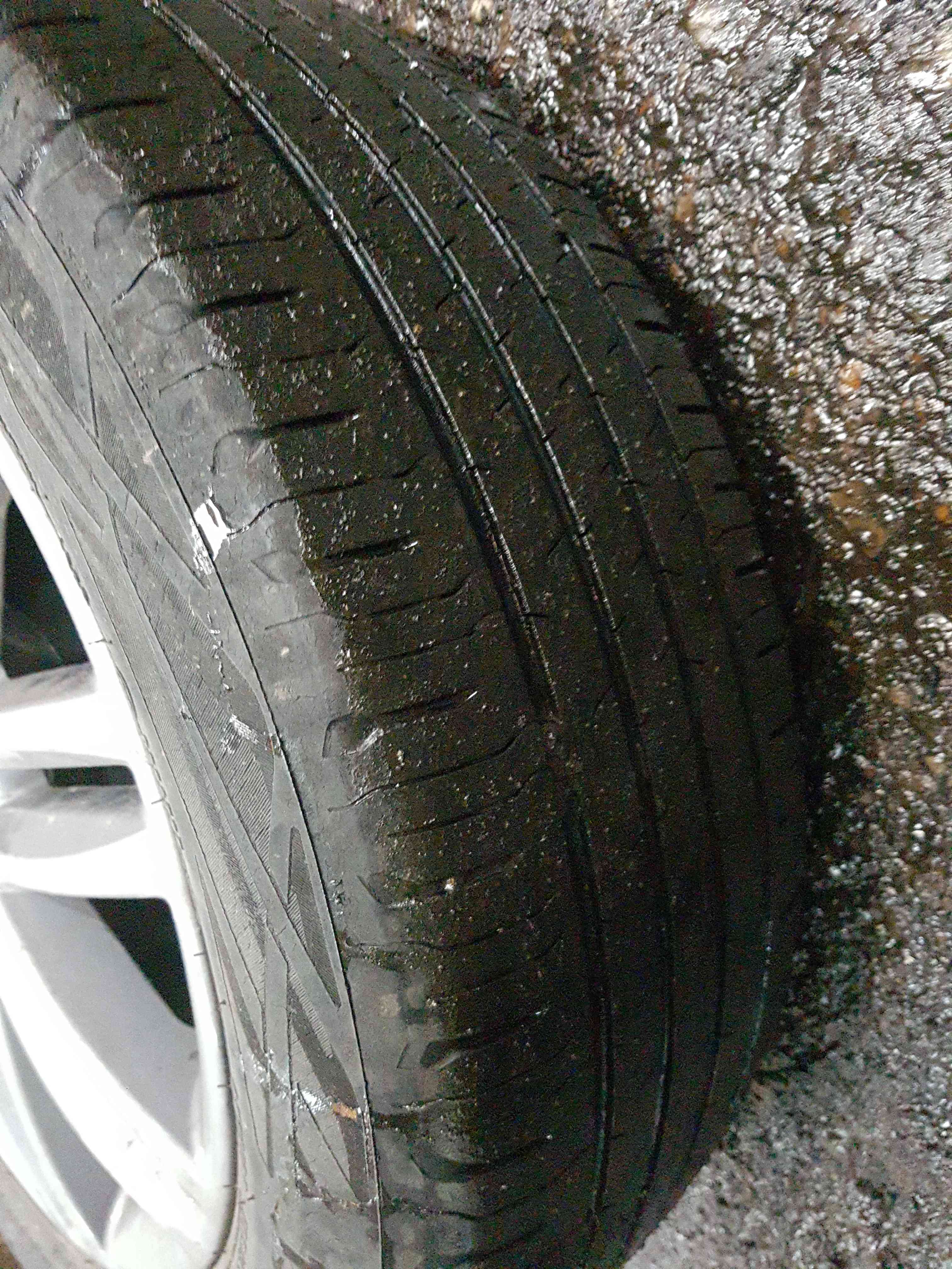 Thumb 2 Renault Clio MK3 2009-2012 Solonia Alloy Wheel + Tyre 195 55 16 6Mm Tread 3/5