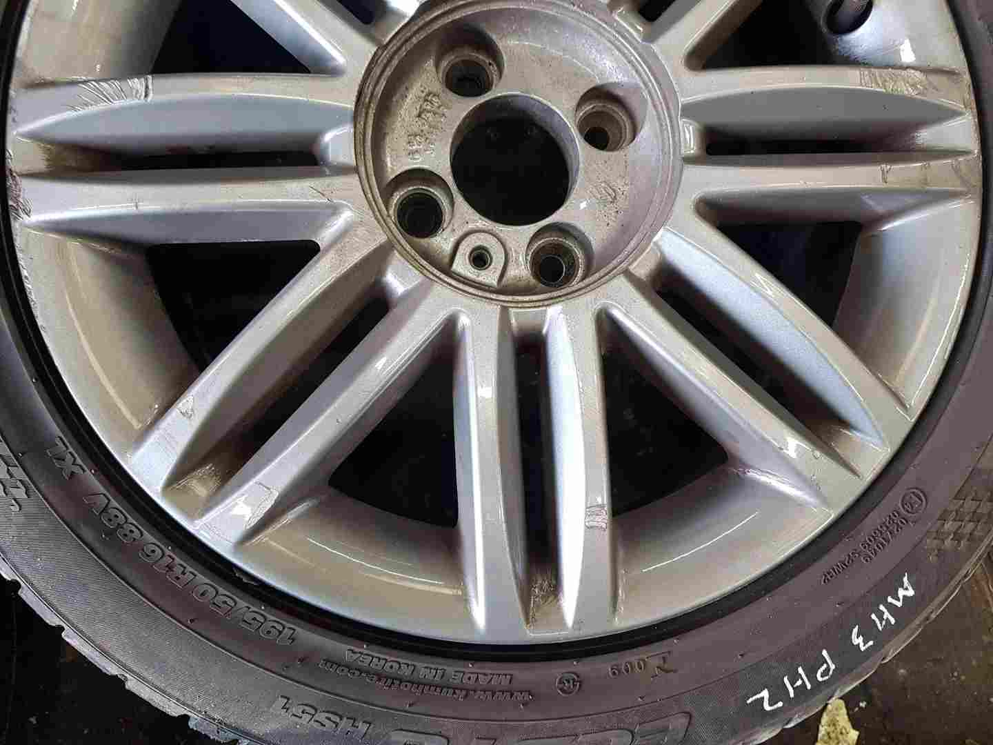 Thumb 2 Renault Clio MK3 2009-2012 Solonia Alloy Wheel 16inch 4/5 8200317808