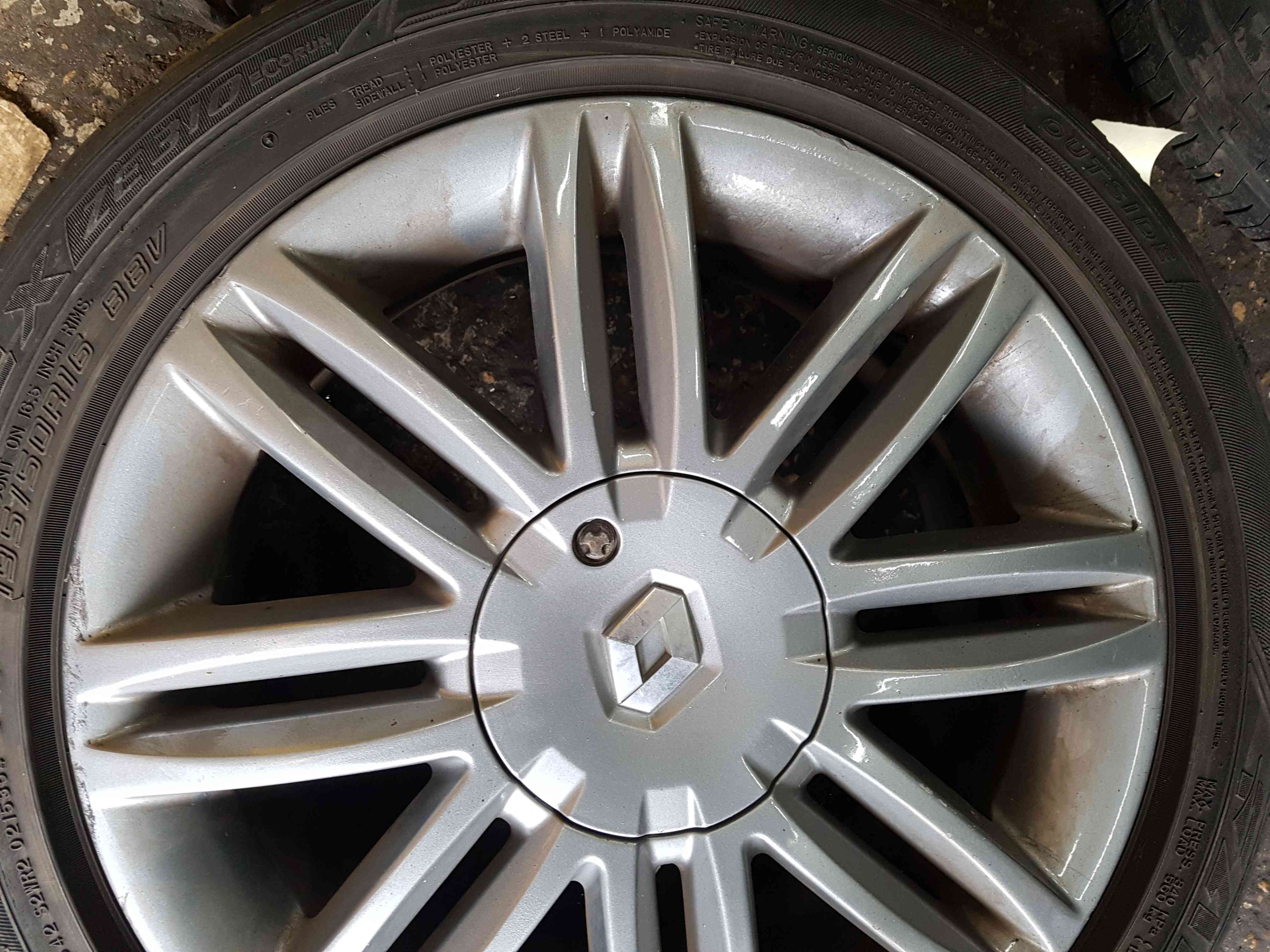Thumb 4 Renault Clio MK3 2009-2012 Solonia Alloy Wheel 3/5 8200899145 Anthracite 