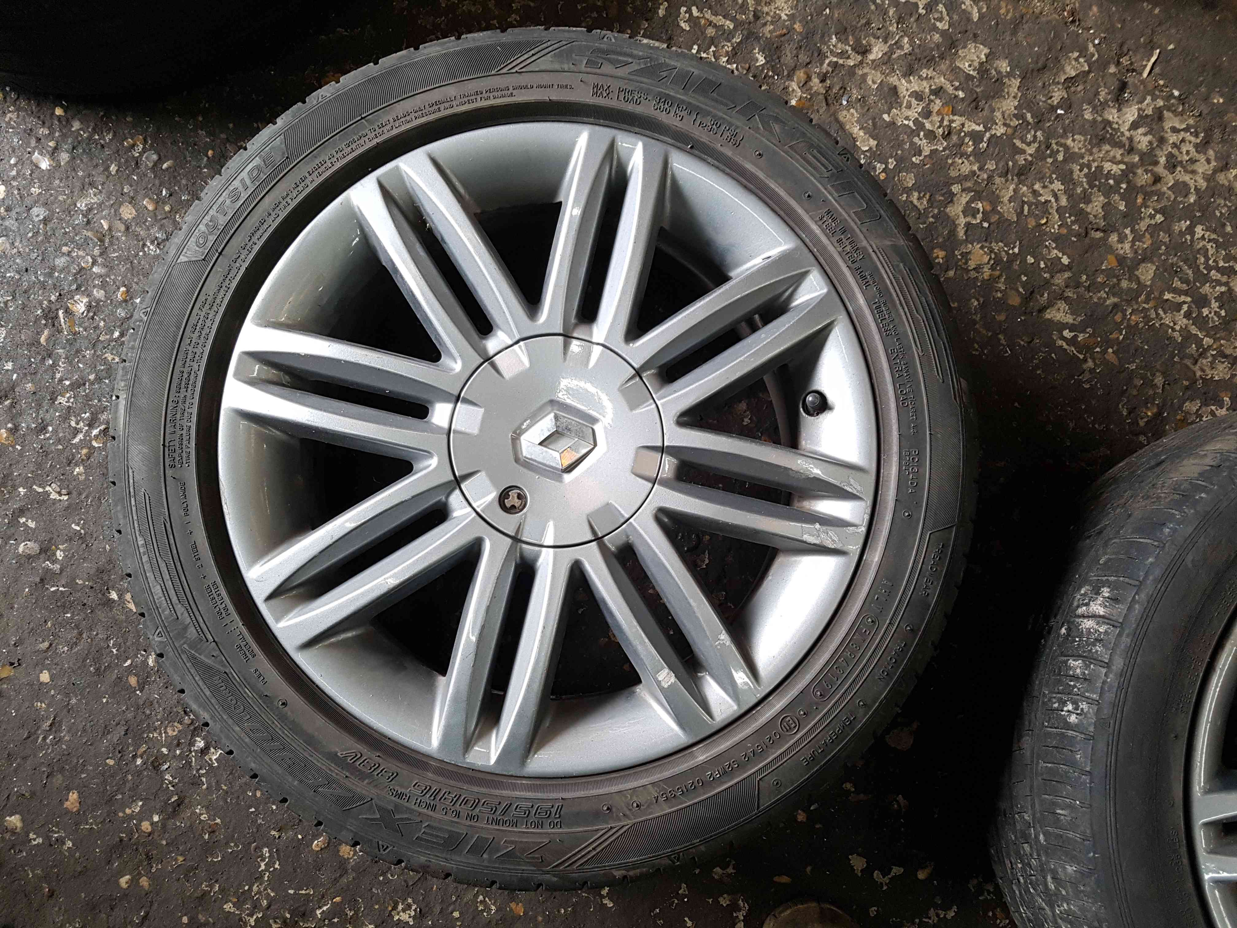 Thumb 7 Renault Clio MK3 2009-2012 Solonia Alloy Wheel 3/5 8200899145 anthracite 1955016