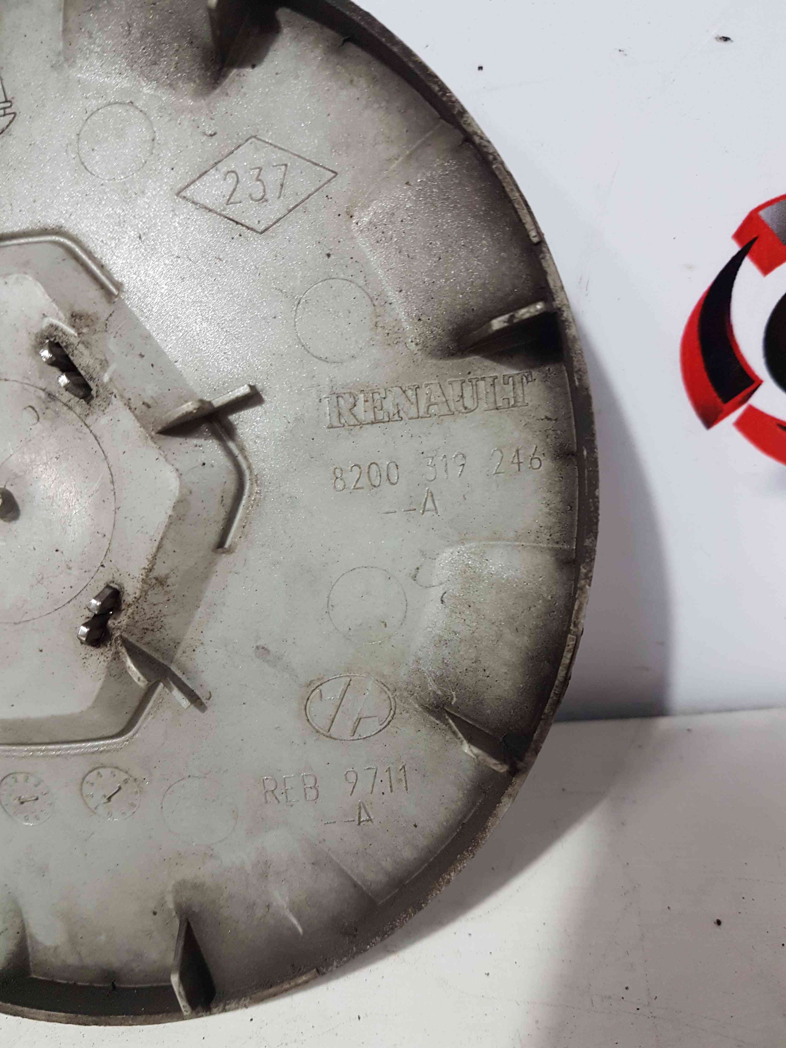 Thumb 5 Renault Clio MK3 2009-2012 Solonia Alloy Wheel Centre CAP Hub Cover  8200319246