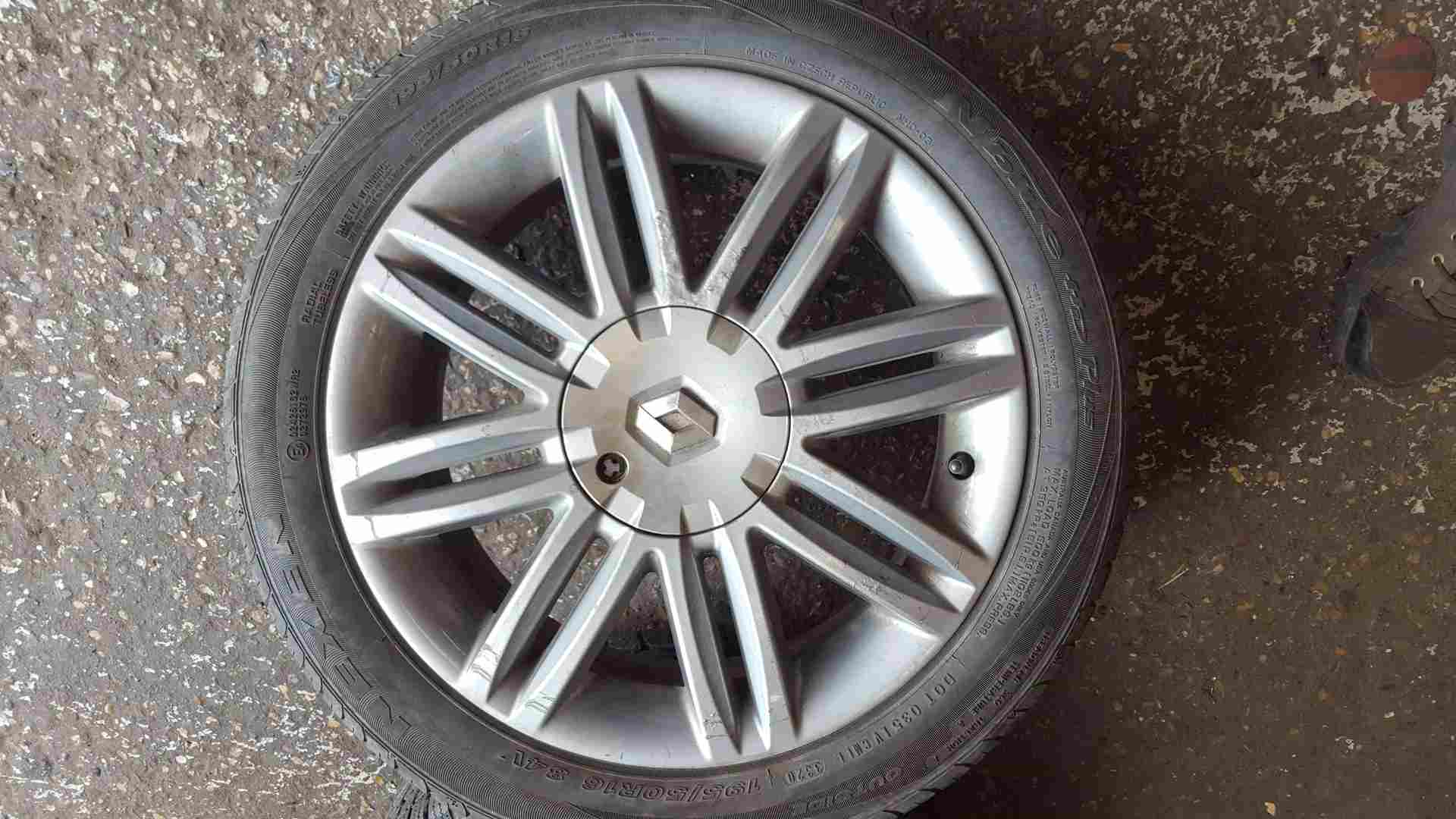 Thumb 7 Renault Clio MK3 2009-2012 Solonia Alloy Wheel No Tyre 3/5