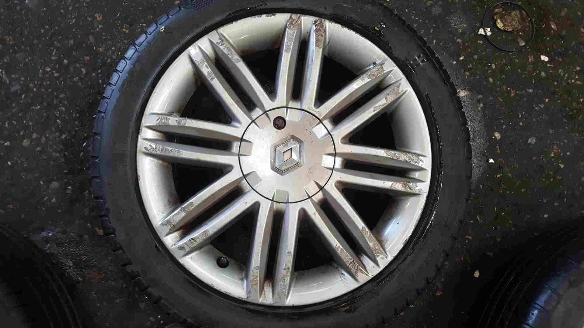 Thumb 4 Renault Clio MK3 2009-2012 Solonia Alloy Wheel No Tyre 2/5 3