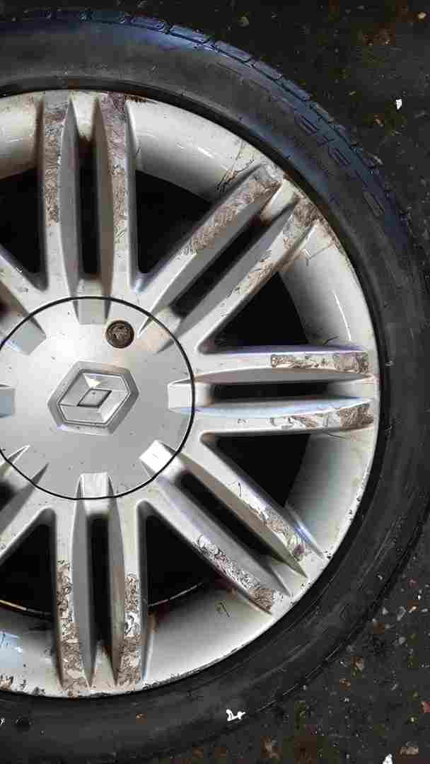 Thumb 7 Renault Clio MK3 2009-2012 Solonia Alloy Wheel No Tyre 2/5 4