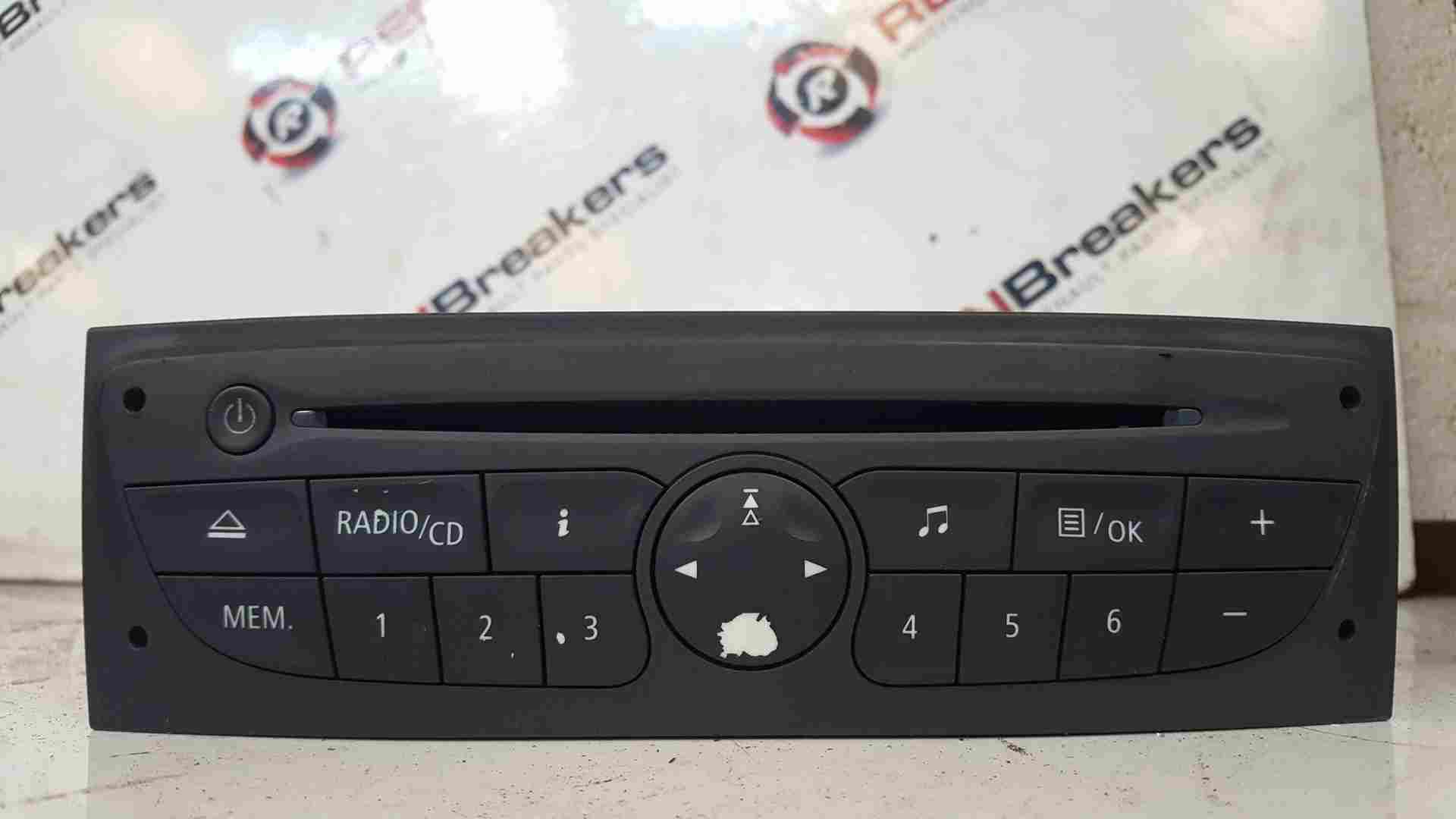 Thumb 5 Renault Clio MK3 2009-2012 TOM Tom SAT Nav Cd Player Radio 281150038R