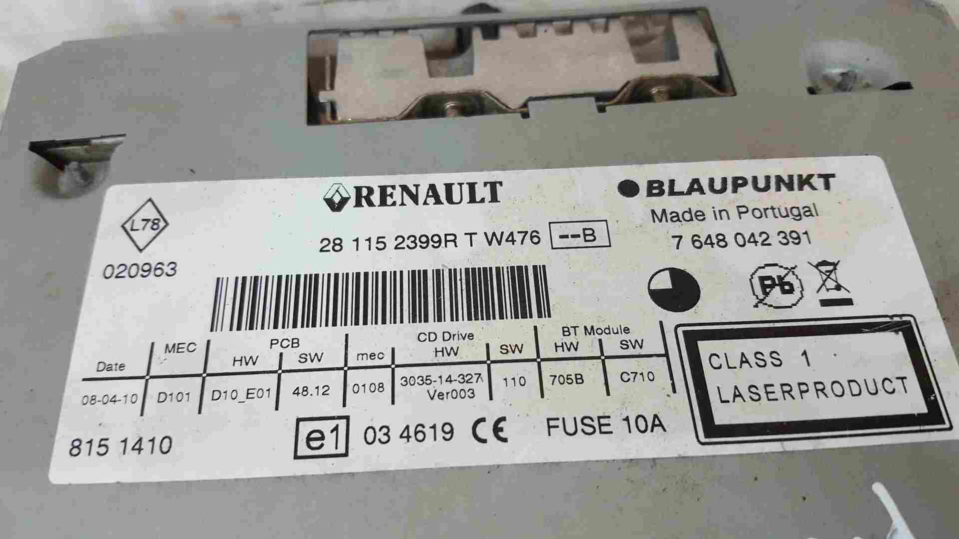 Thumb 3 Renault Clio MK3 2009-2012 TOM Tom SAT Nav Cd Player Radio 281152399r