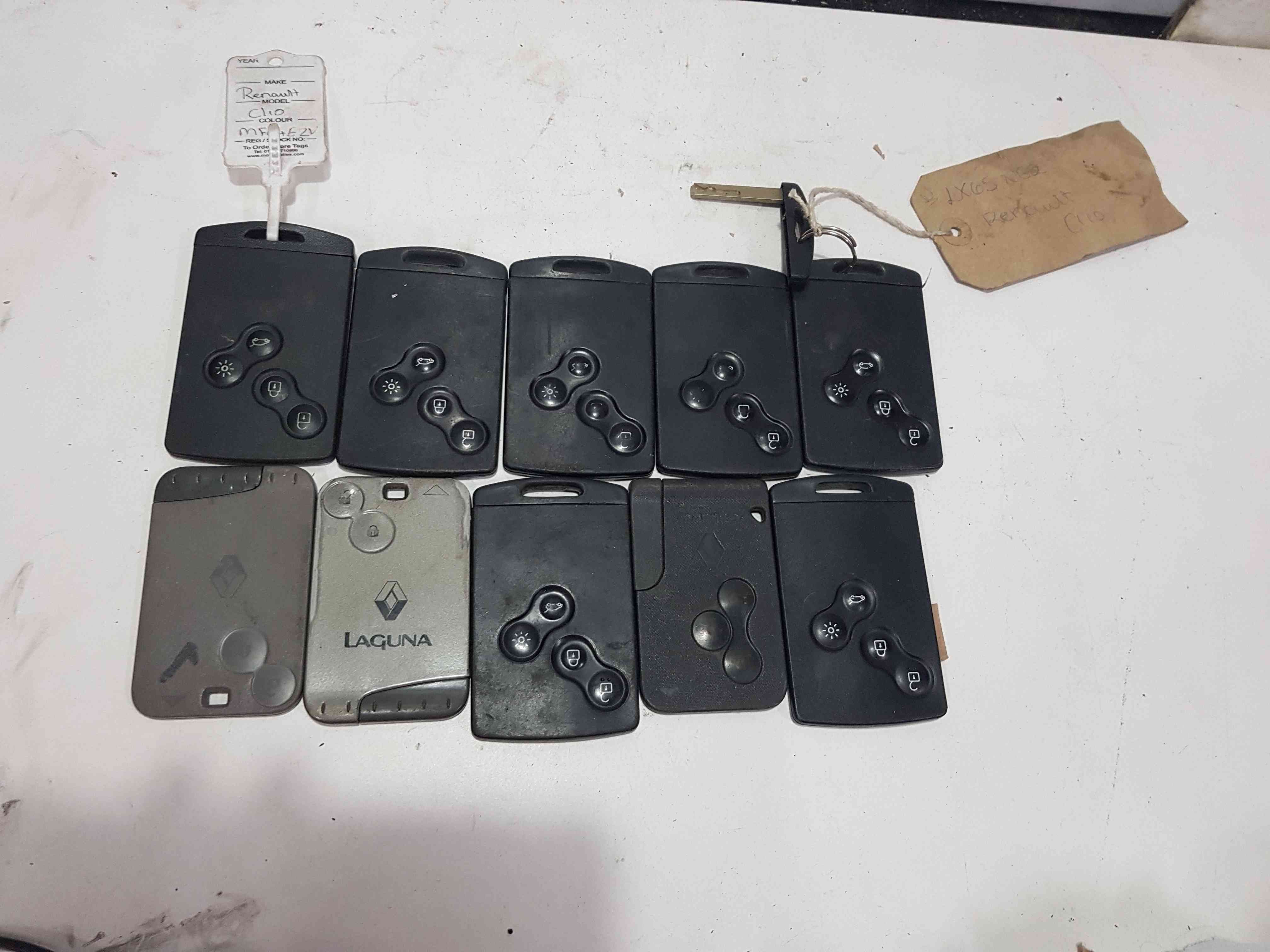 Thumb 3 Renault Clio MK3 Mk4 Laguna 1998-2021 KEY Card JOB Lot X10