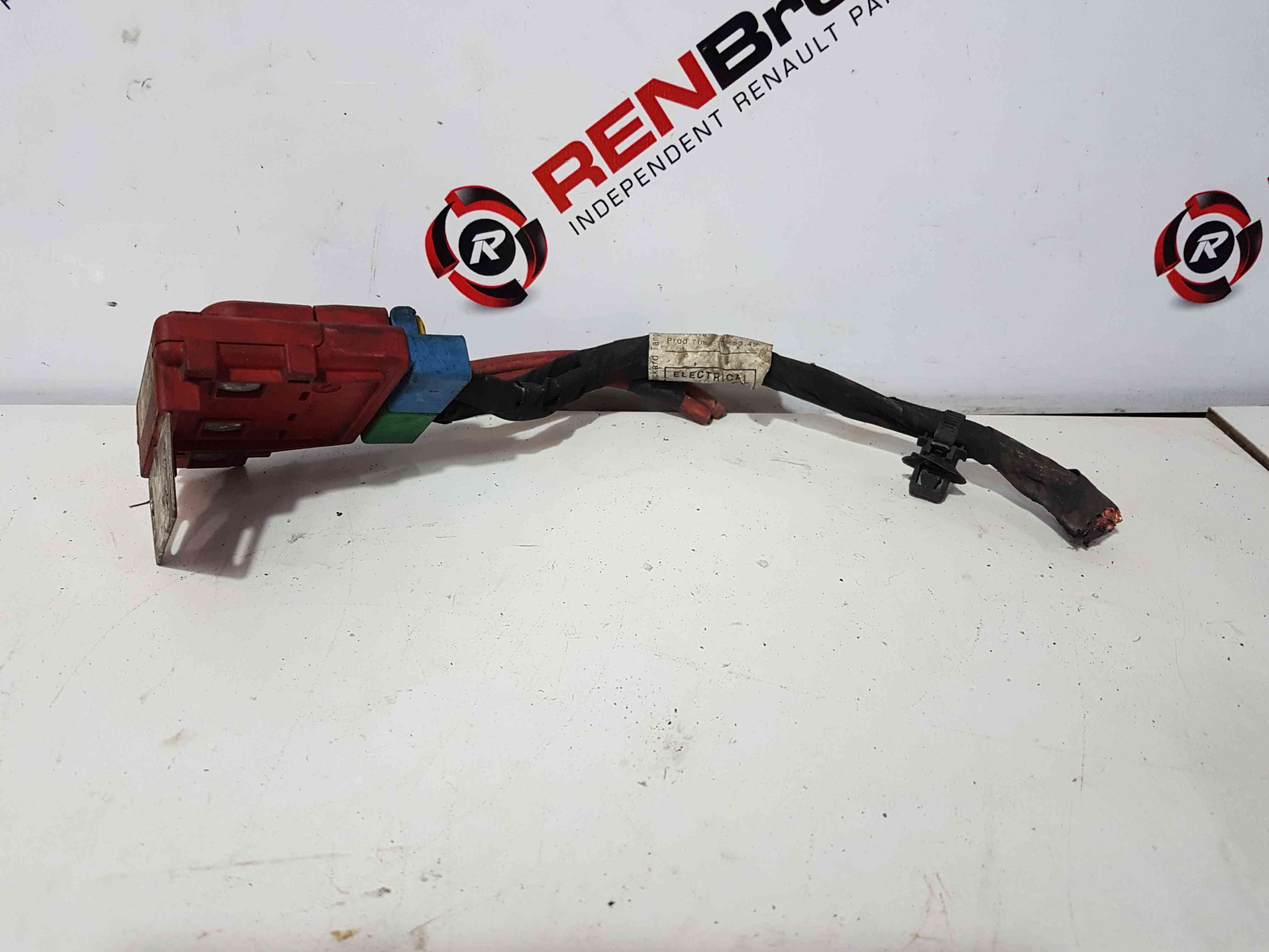 Thumb 8 Renault Clio MK3 Modus 2005-2009 Battery Terminal Positive Wire Loom 8200504396