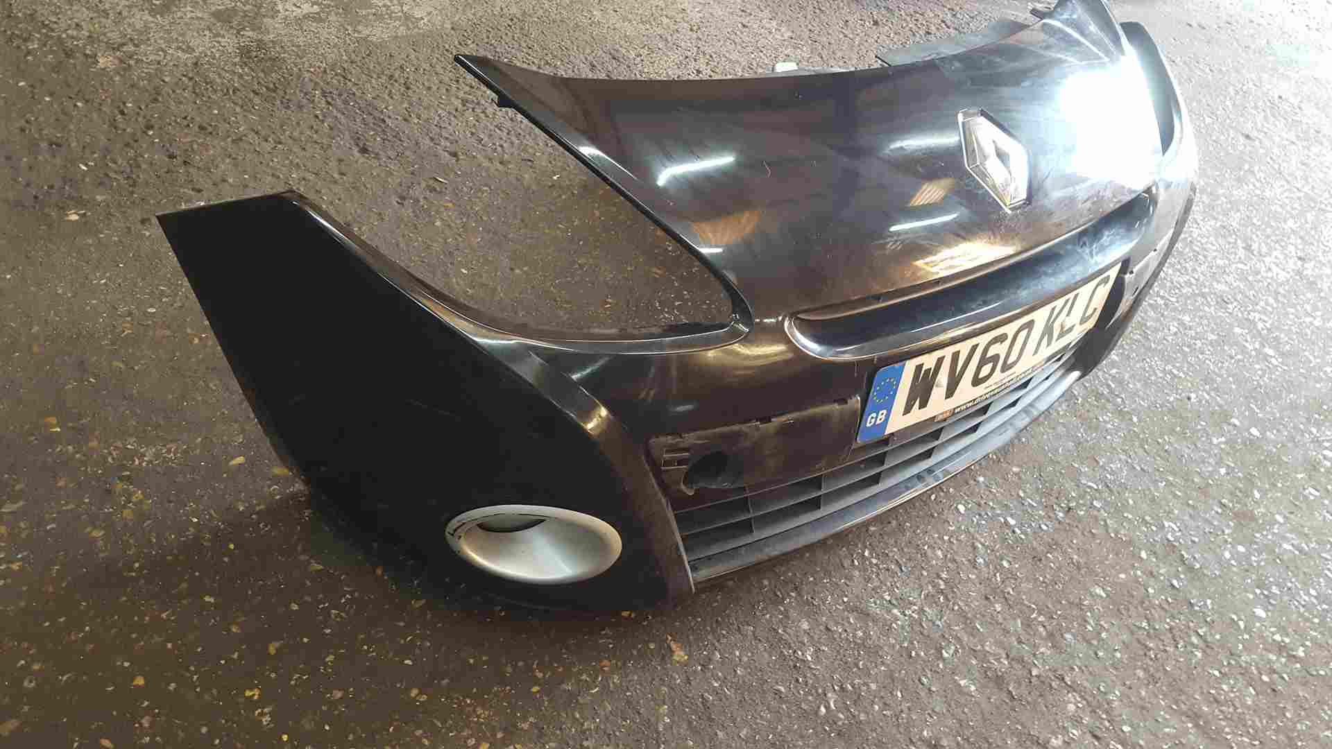 Thumb 3 Renault Clio MK3 Ph2 2009-2012 Front Bumper Black Nv676 676 185