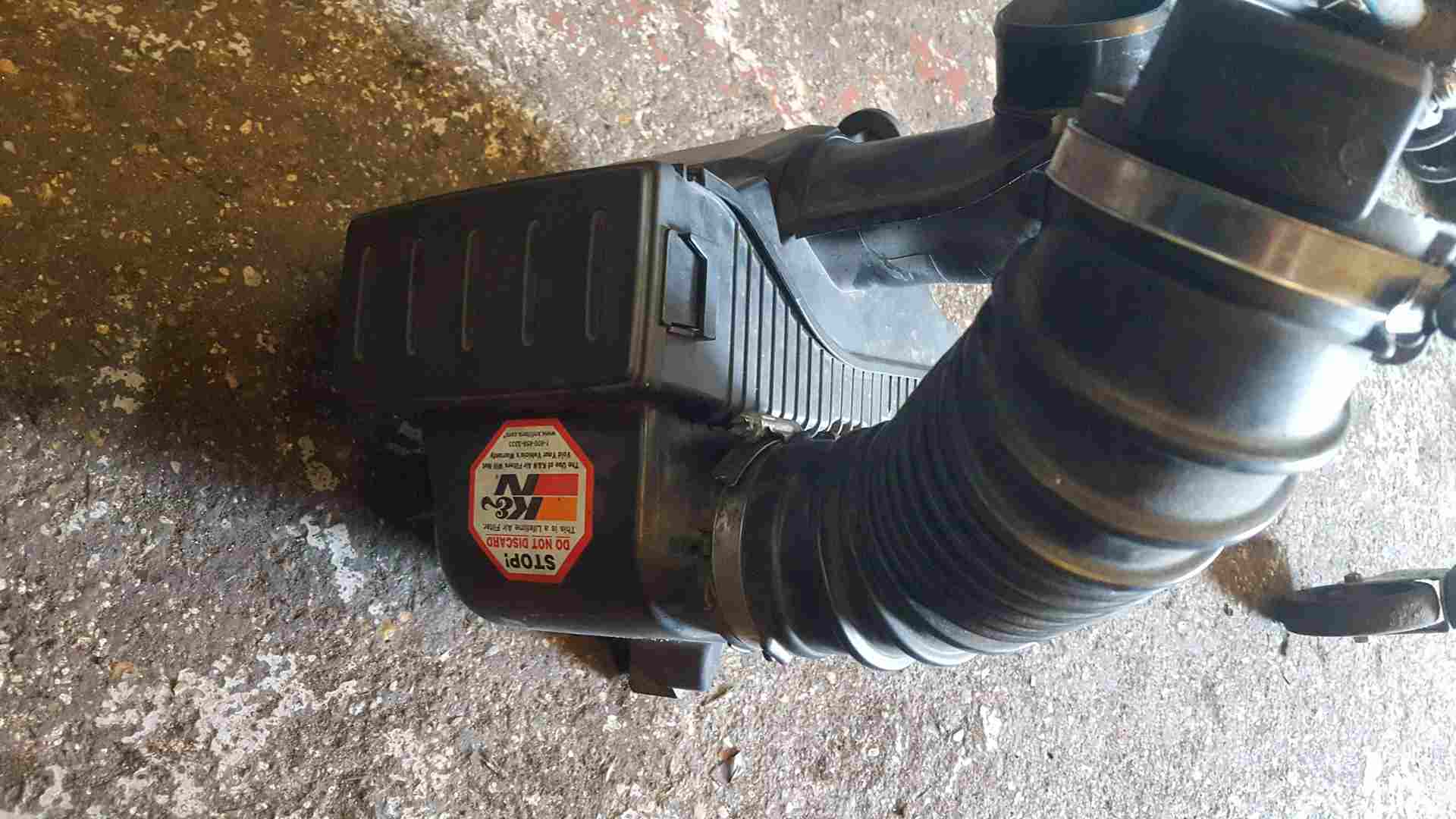 Thumb 9 Renault Clio MK3 Sport 2005-2009 KTR Air Filter + Filter BOX K N Sticker