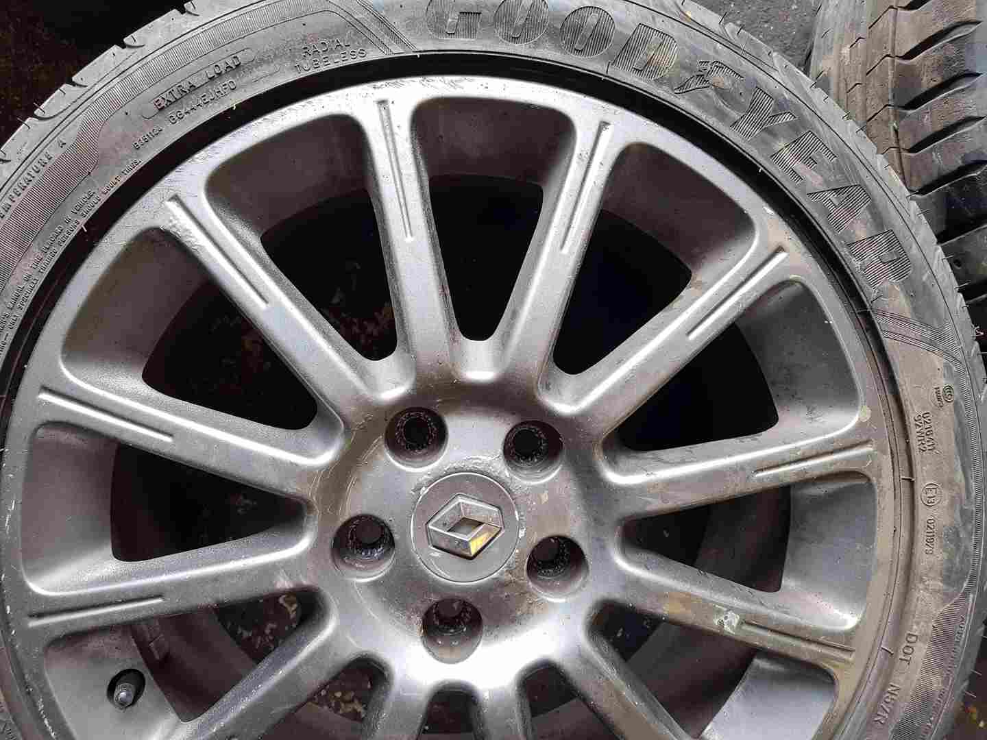 Thumb 3 Renault Clio MK3 Sport 2005-2012 197 Alloy Wheel 17Inch  3/5