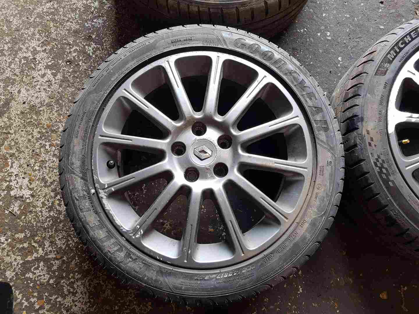 Renault Clio MK3 Sport 2005-2012 197 Alloy Wheel 17Inch  3/5