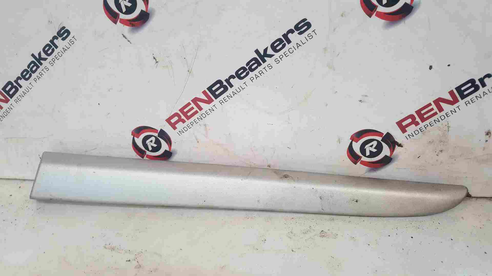 Thumb 3 Renault Clio MK3 Sport 2005-2012 Passenger NSR Rear Moulding Bump Silver