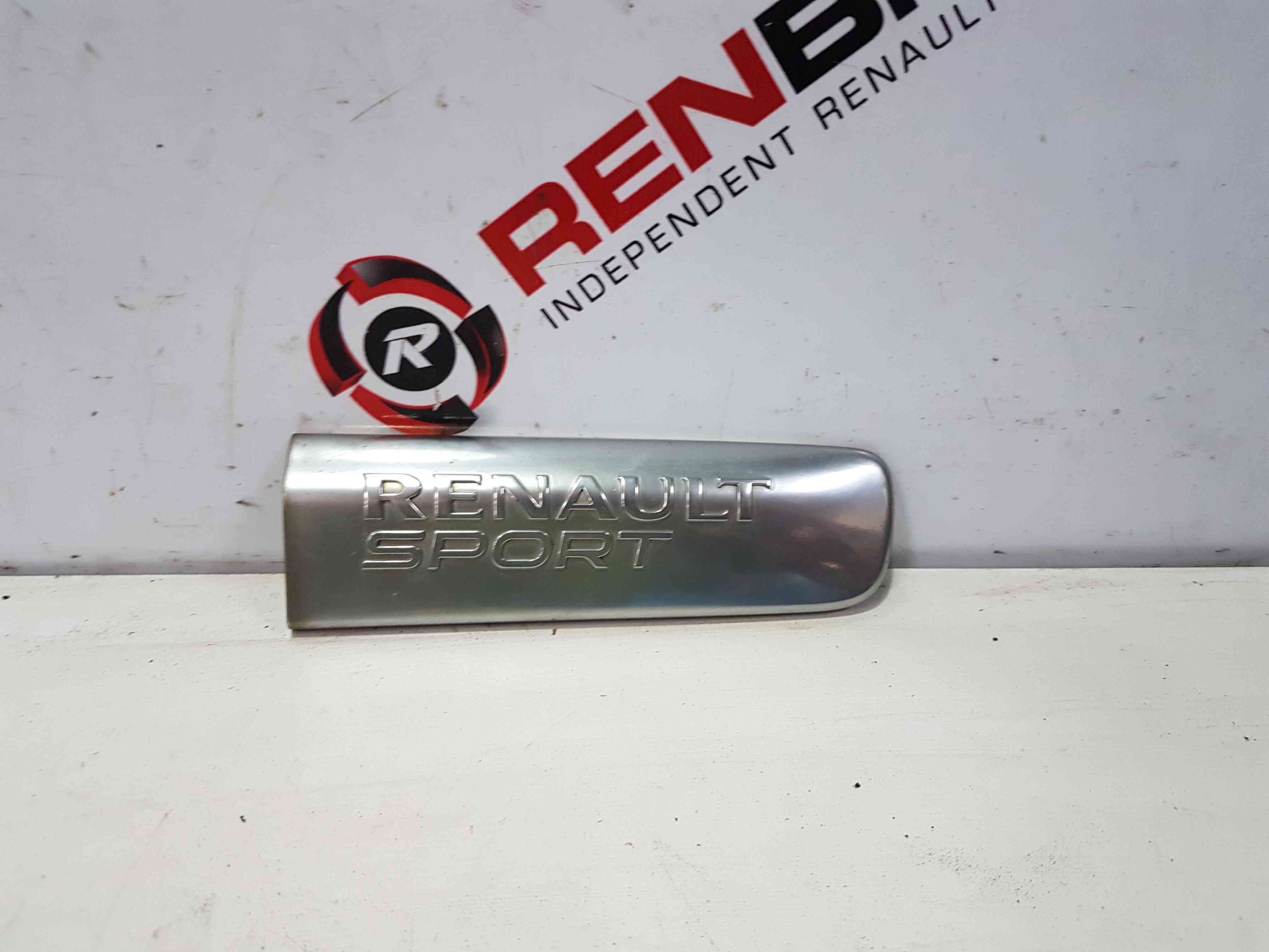Thumb 3 Renault Clio MK3 Sport 2009-2012 Drivers OSF Front Bullet Moulding Trim 