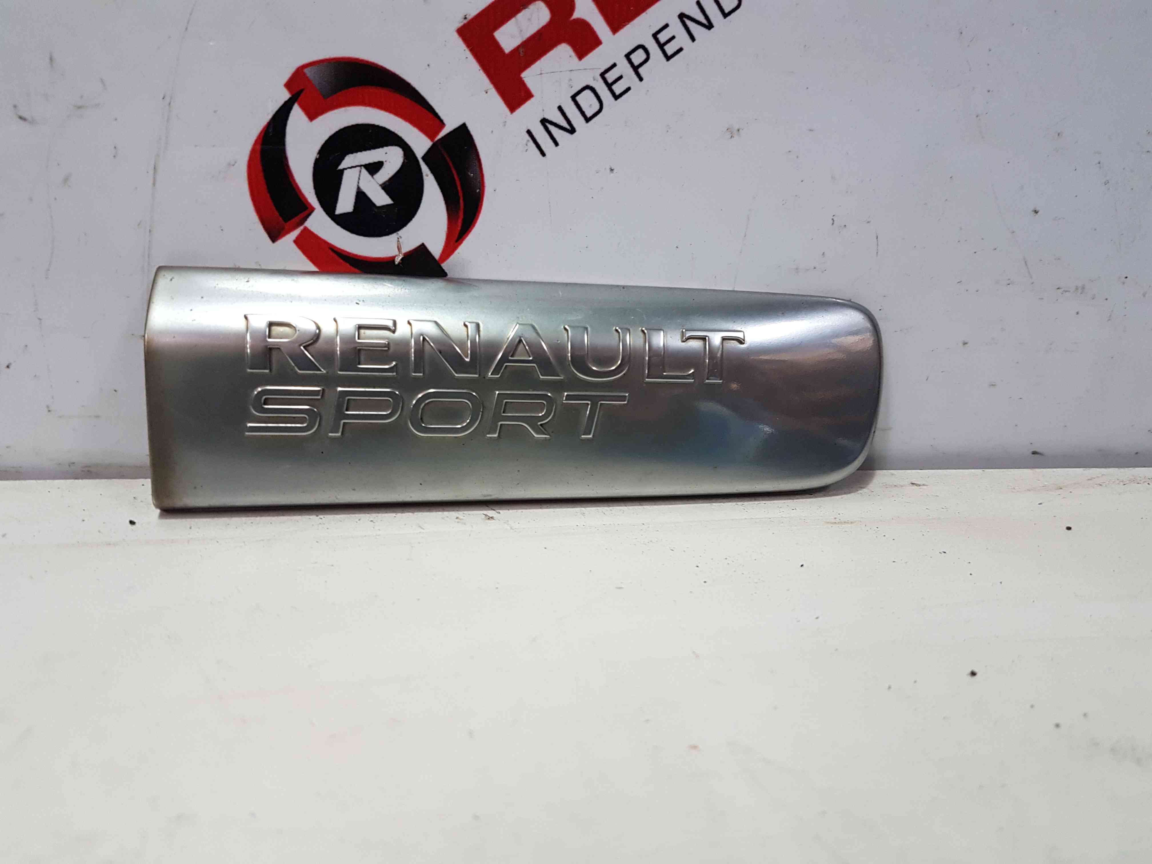 Thumb 9 Renault Clio MK3 Sport 2009-2012 Drivers OSF Front Bullet Moulding Trim 