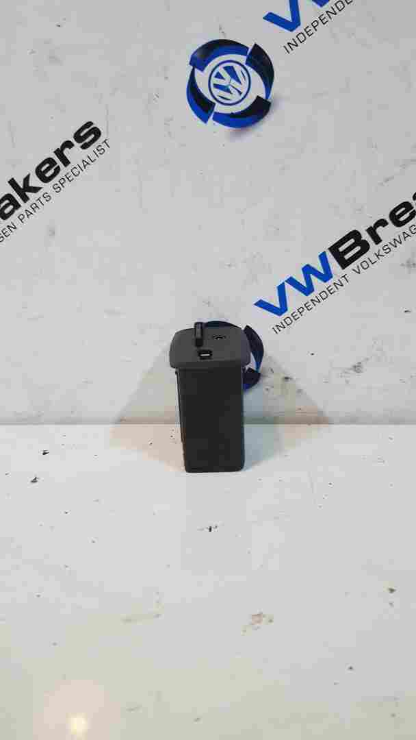 Thumb 4 Renault Clio MK4 + Captur 2013-2016  USB Card Aux Port 280233698R