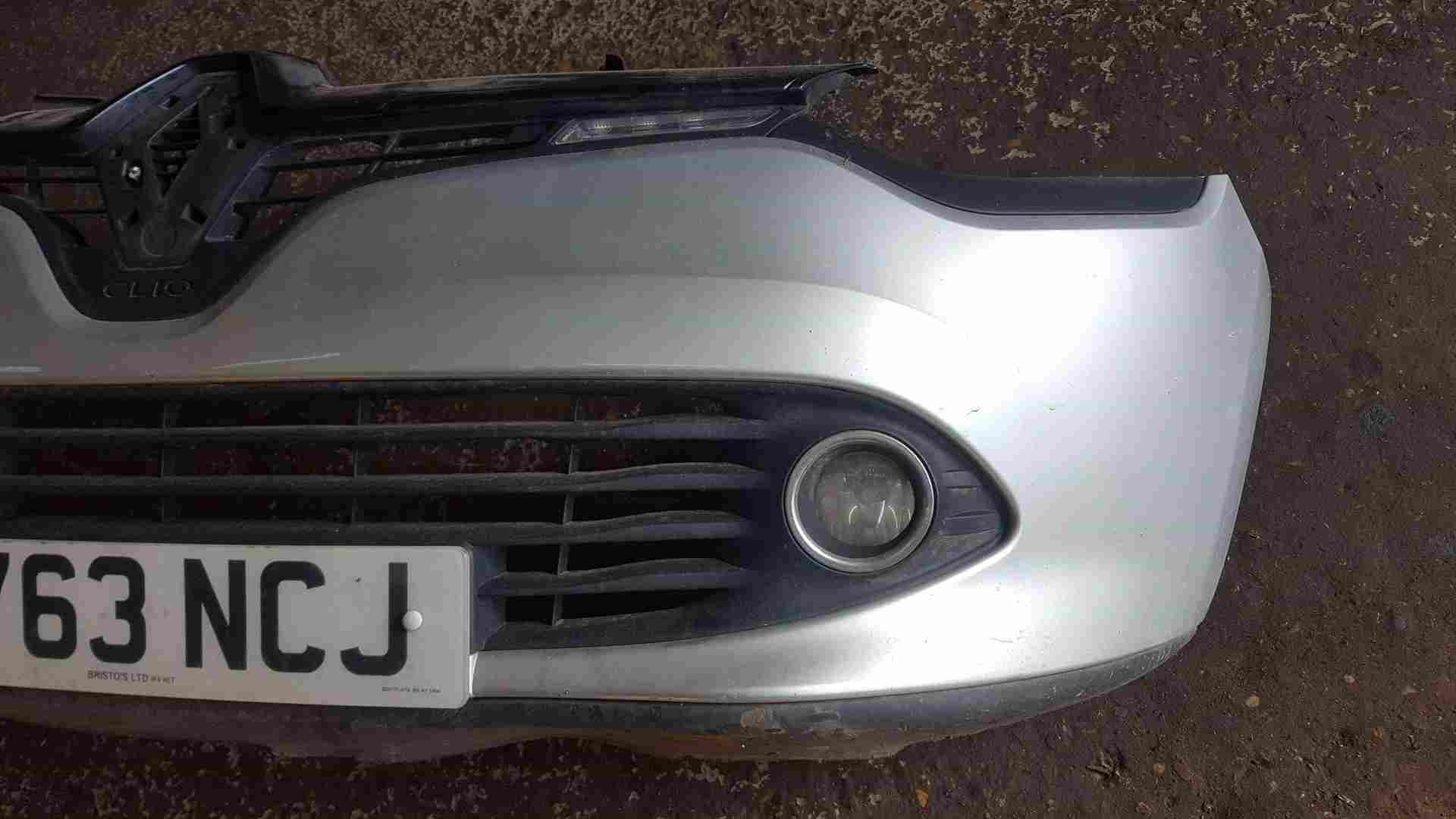 Thumb 2 Renault Clio MK4 2012-2016 Front Bumper Silver Ted69
