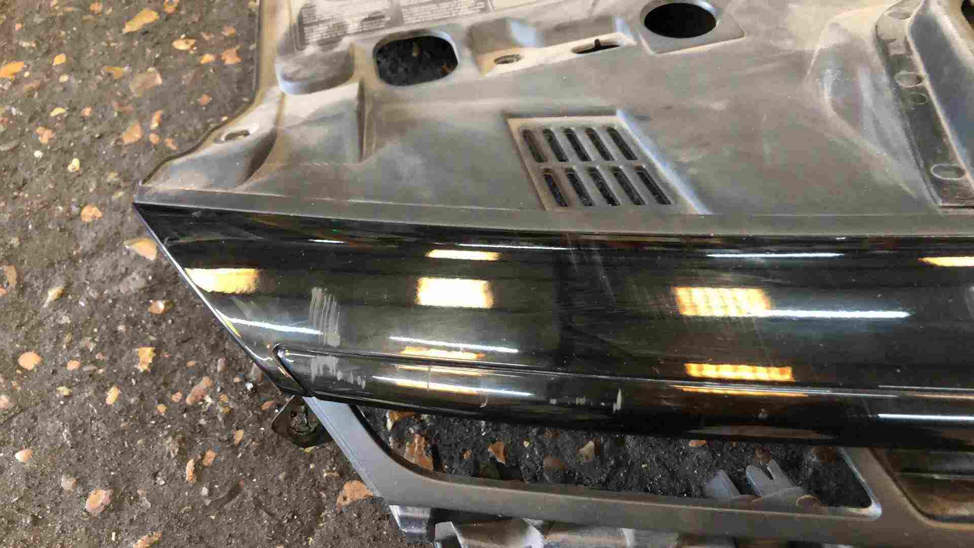 Thumb 5 Renault Clio MK4 2012-2018 Front Bumper Grill Insert Gloss Black TOP Trim