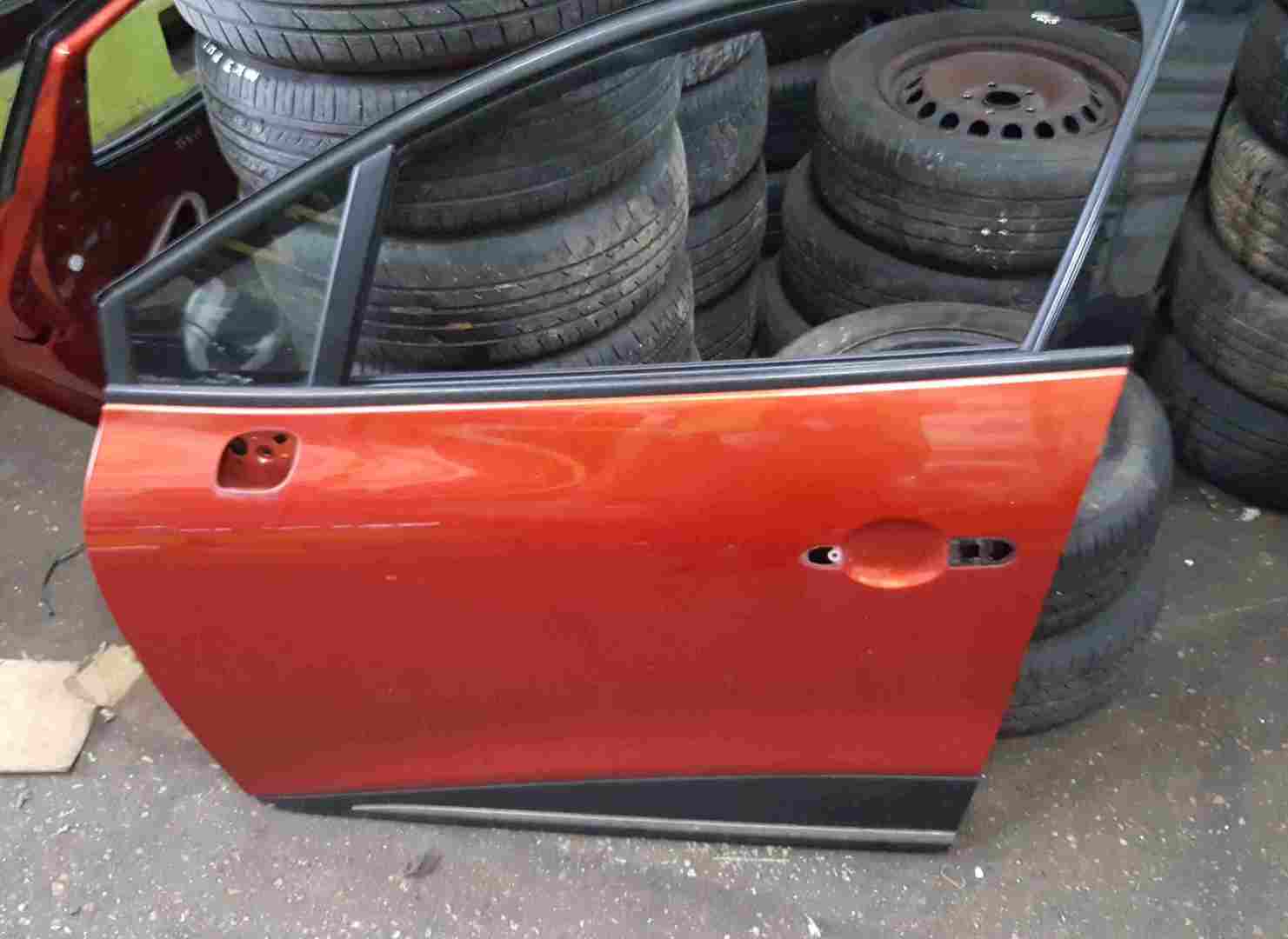 Renault Clio MK4 2012-2018 Passenger NSF Front Door Red TENNP