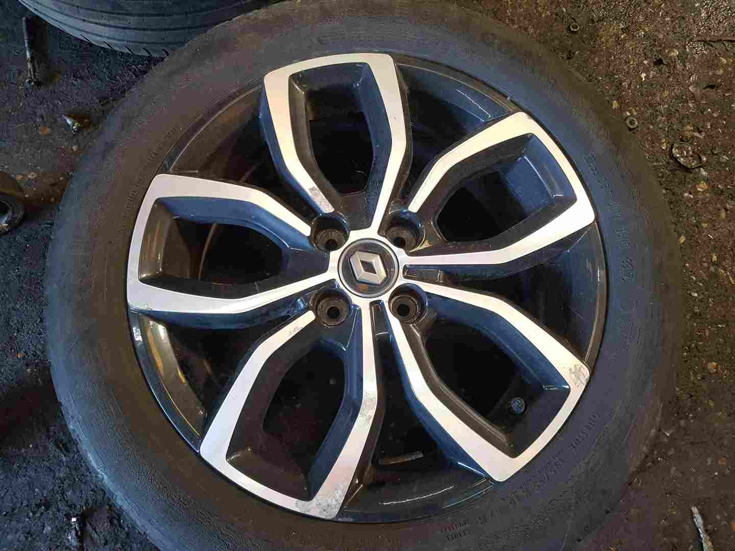 Thumb 2 Renault Clio MK4 2012-2018 Pulsize Alloy Wheel 16Inch 3/5 403002742R 403003703R