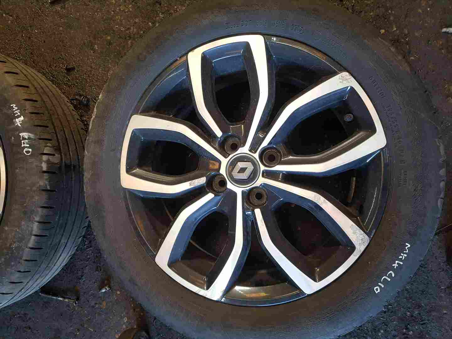 Thumb 3 Renault Clio MK4 2012-2018 Pulsize Alloy Wheel 16Inch 3/5 403002742R 403003703R