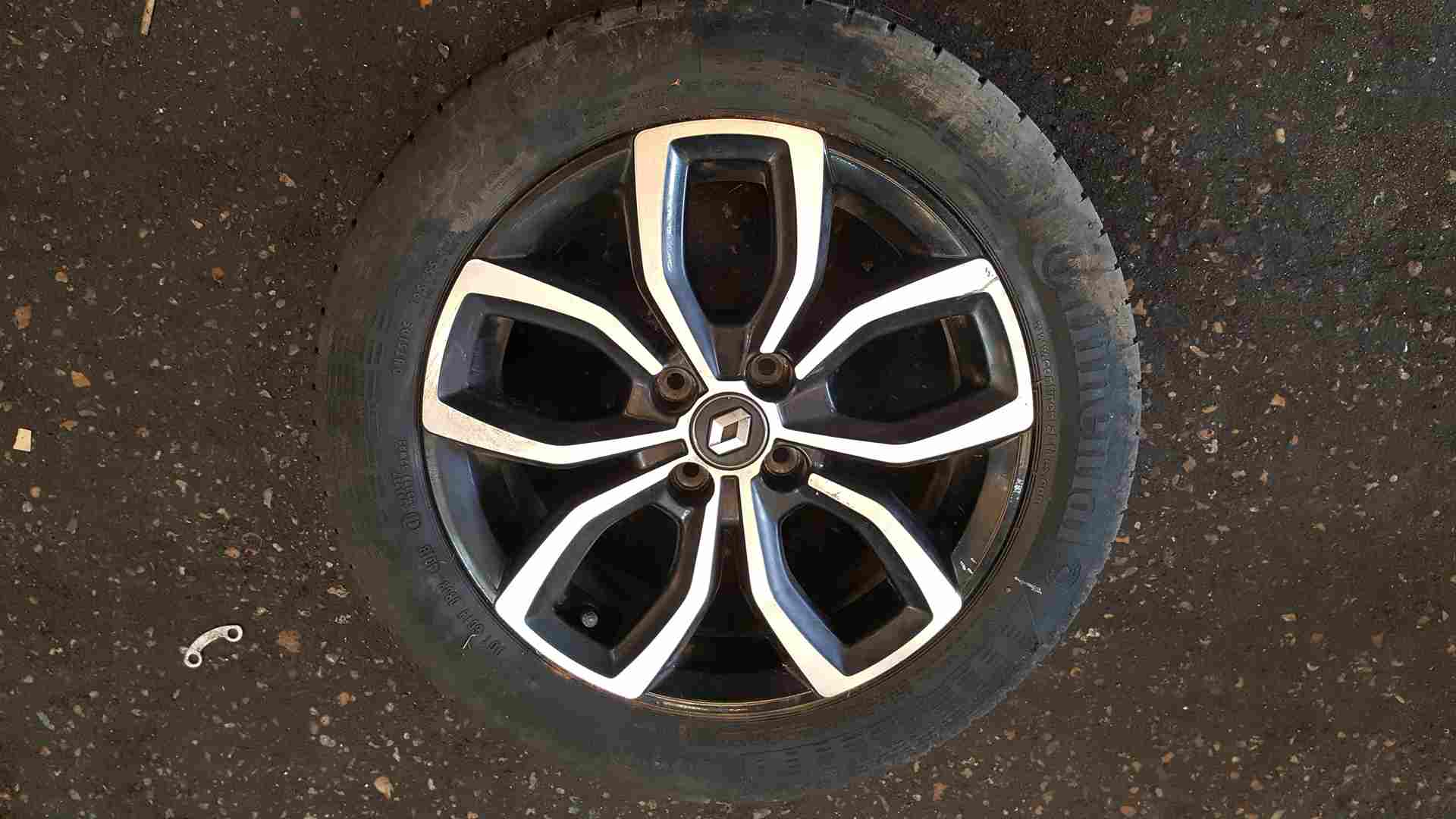 Thumb 2 Renault Clio MK4 2012-2018 Pulsize Black Alloy Wheel 16Inch 4/5 195/55/16 6mm