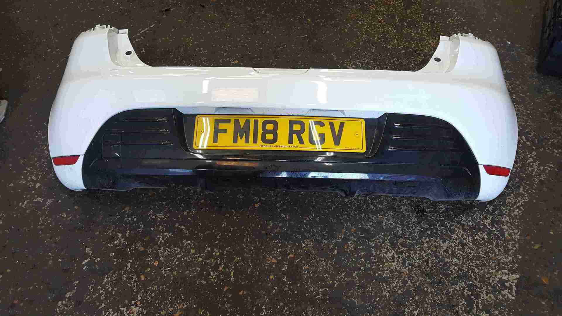 Thumb 2 Renault Clio MK4 2012-2019 Rear Bumper White Ov369