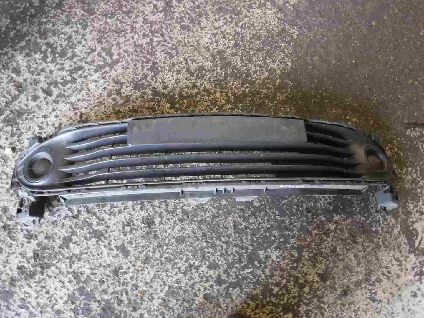 Renault Clio MK4 2013-2019 Bottom Front Bumper Grille Grill Insert