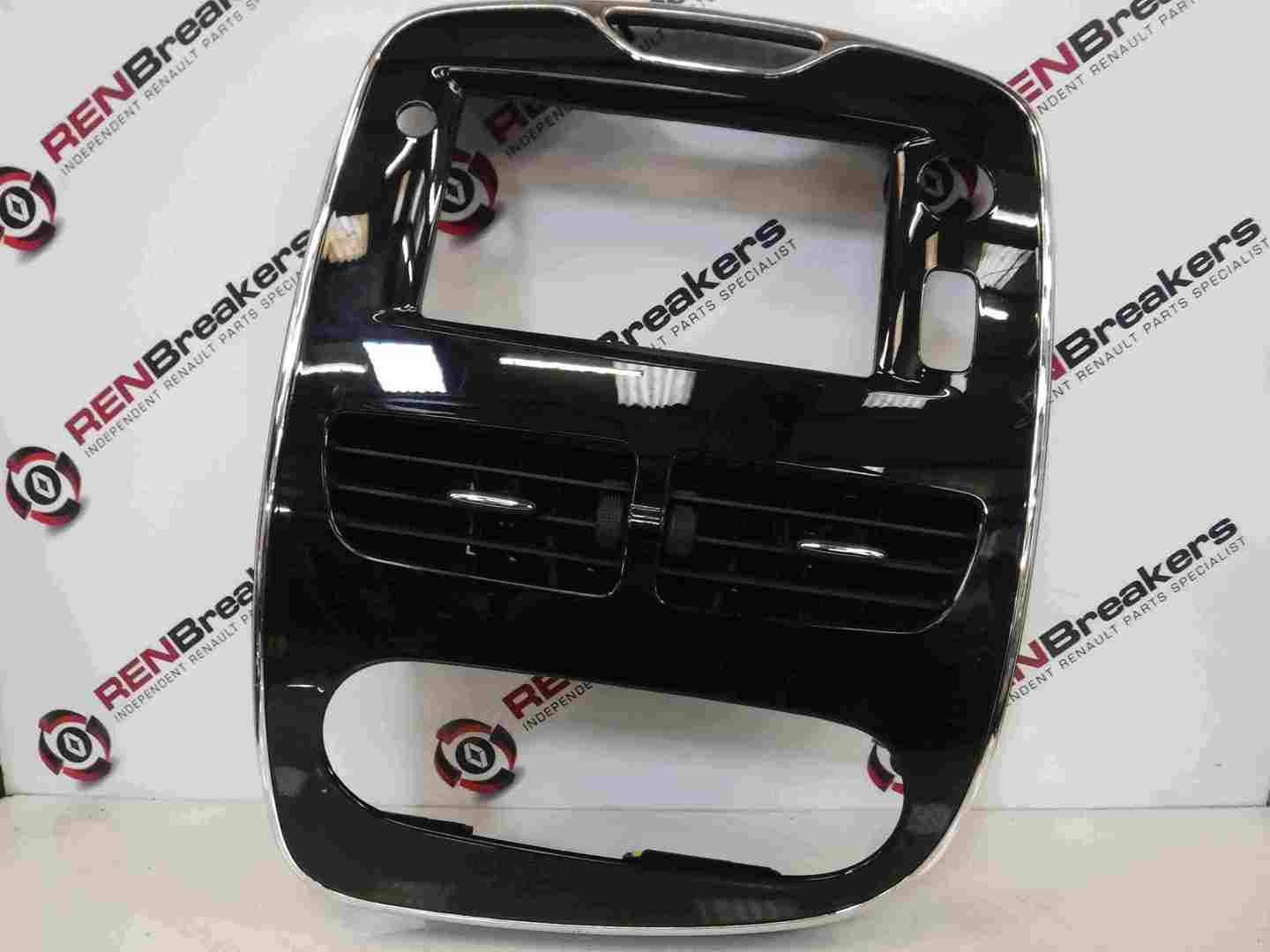 Renault Clio MK4 2013-2019 Centre Heater Vents + Chrome Black Surround Trim