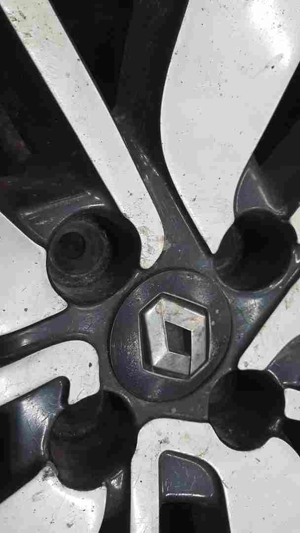 Thumb 4 Renault Clio MK4 2013-2019 Drenalic Alloy Wheel 17Inch 3/5 5Mm Tyre 205 45 17