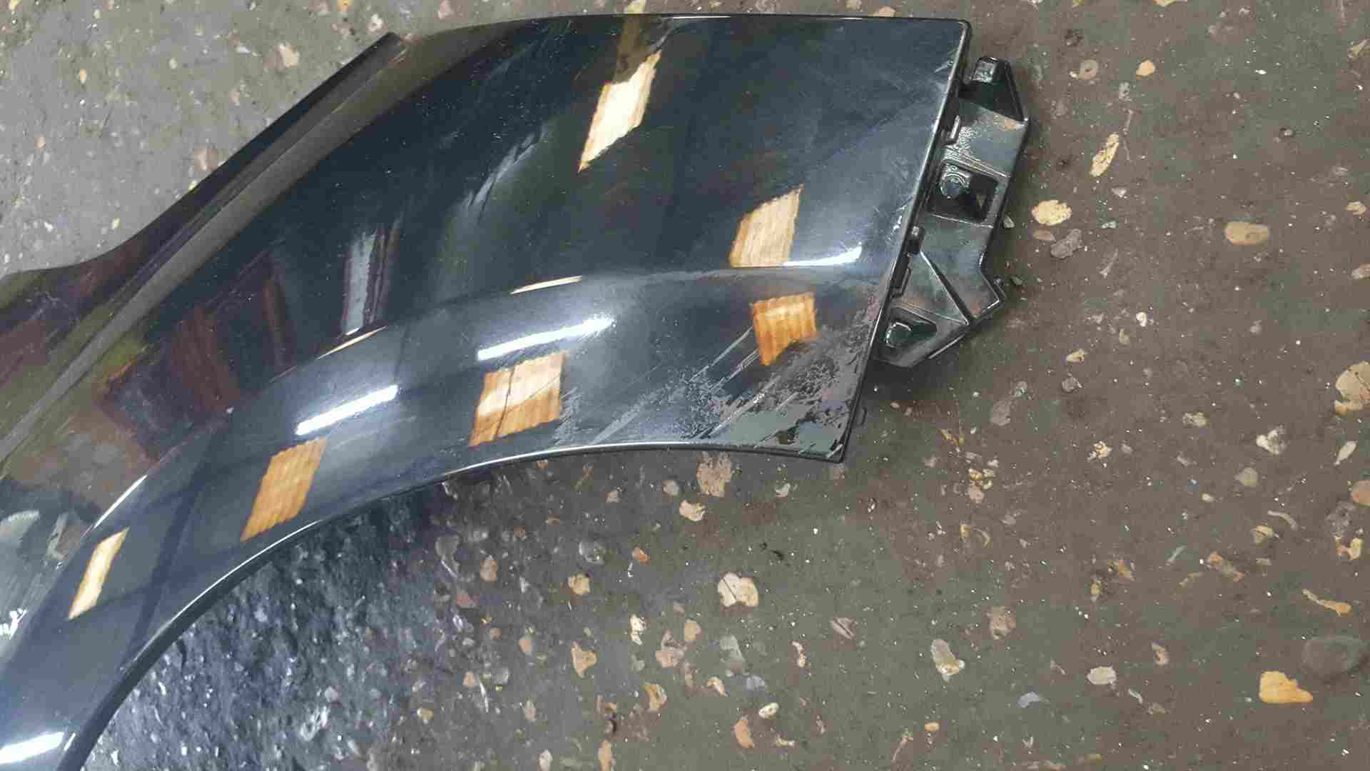 Thumb 3 Renault Clio MK4 2013-2019 Drivers OS OSF Wing Black TEGNE damaged