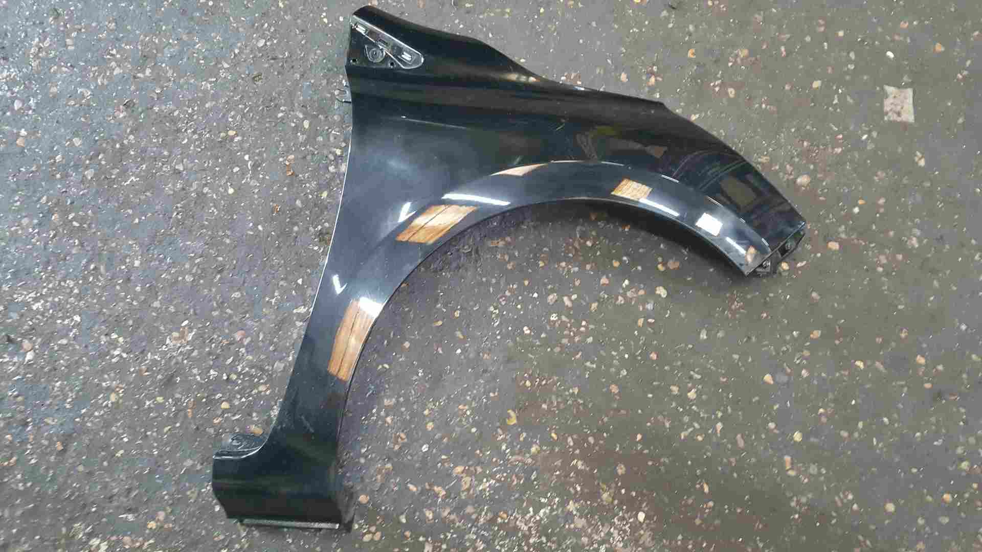 Renault Clio MK4 2013-2019 Drivers OS OSF Wing Black TEGNE damaged